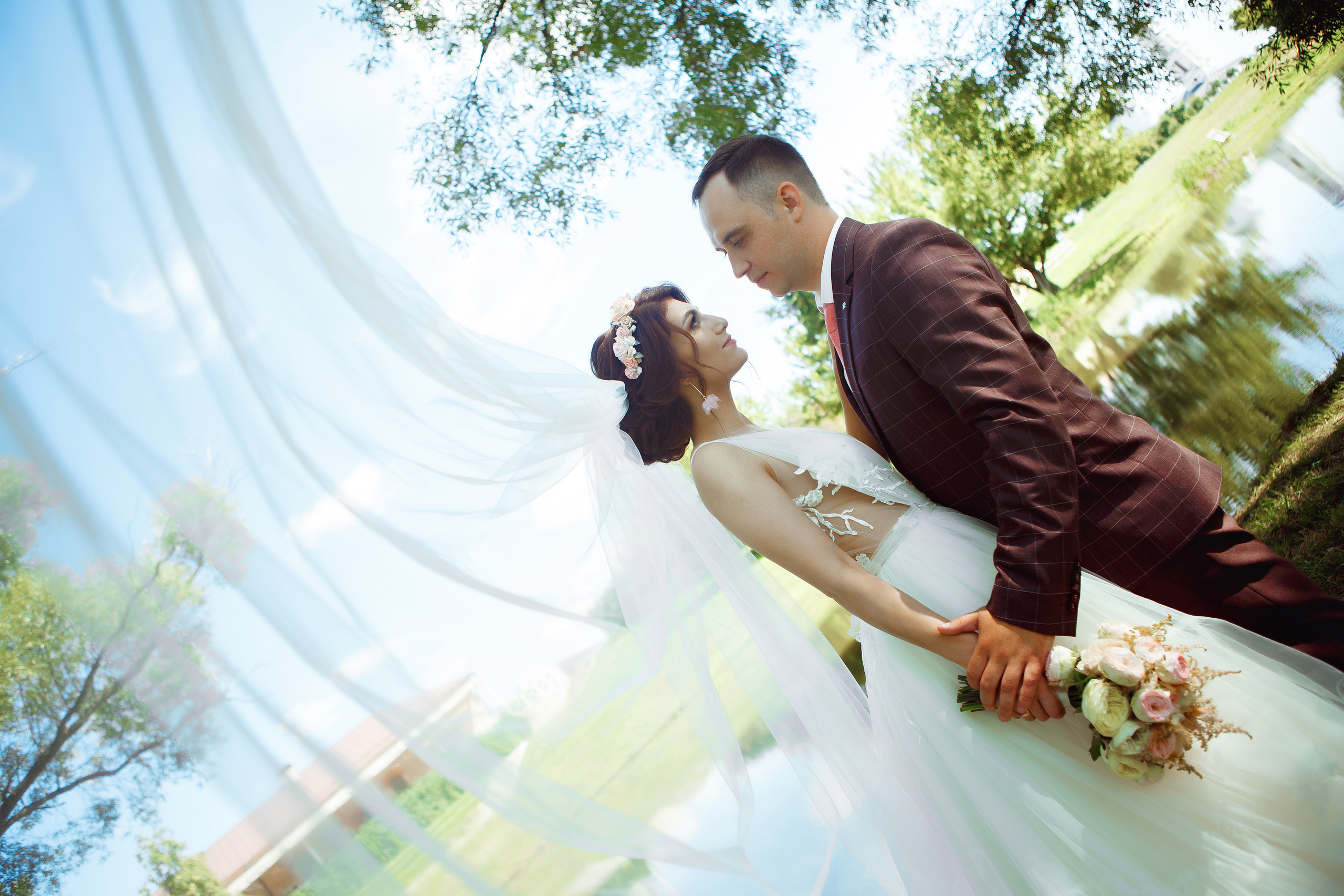 Свадебная фотосессия с салютом в Липецке. Свадебный и портретный Фотограф в Липецке Дмитрий Котюков