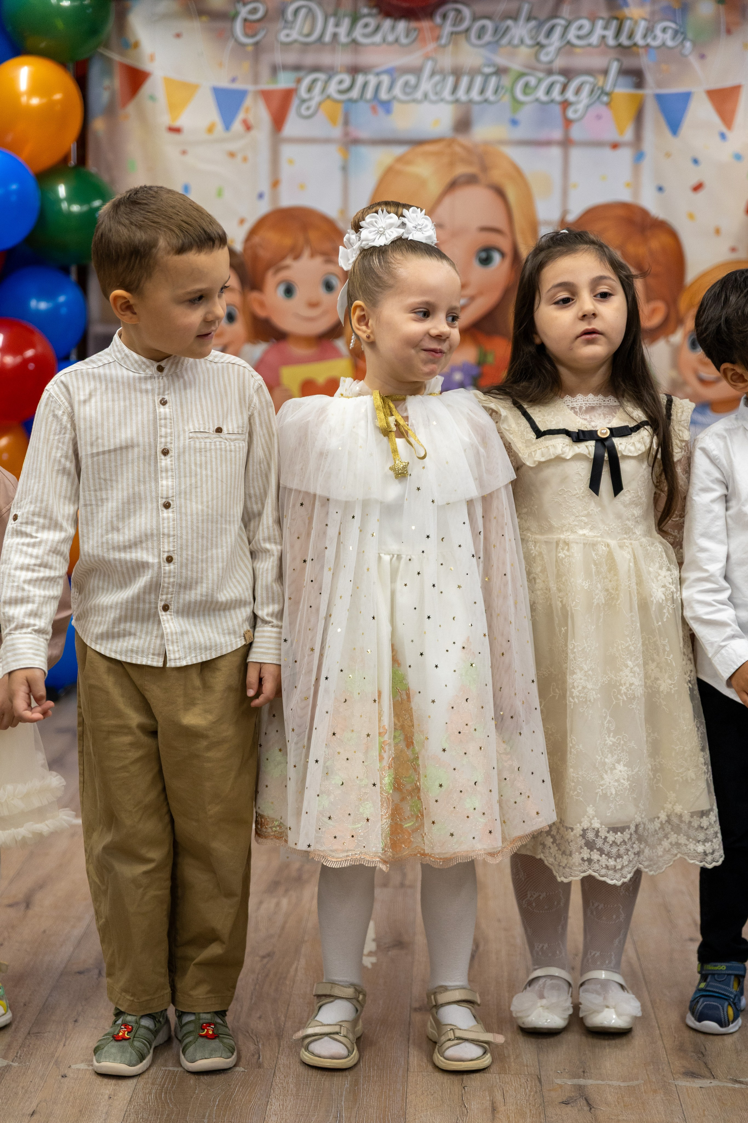 ДС «Гнездышко» и СОШ «Знайка», 8 лет. Сайт фотографа Ирины Аникановой