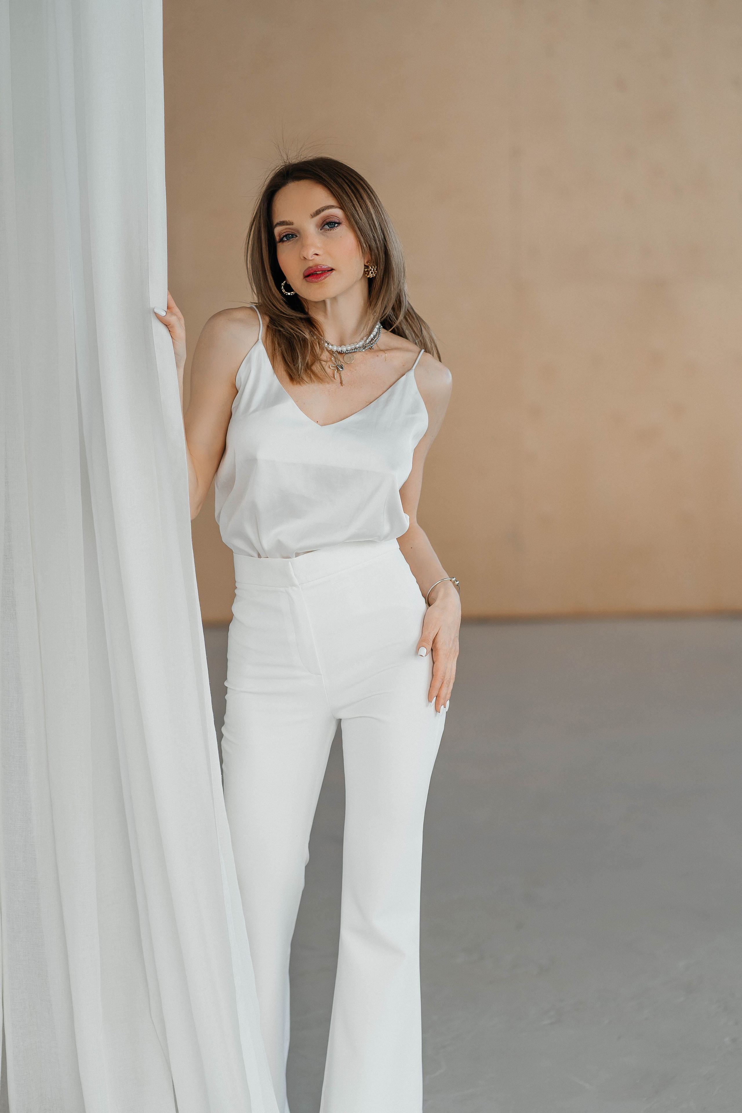 Съемки в интерьере студий. Виктория Алпеева — фотограф по любви