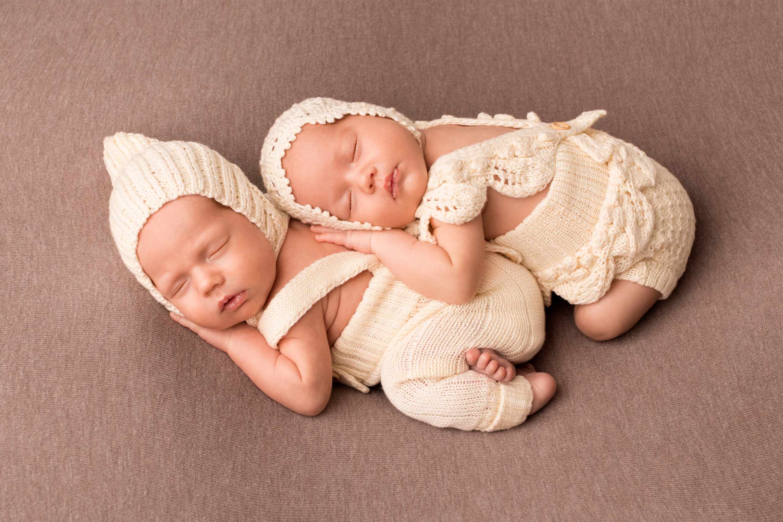 Красивые фотографии малышей у Вас дома. Фотограф новорождённых в Санкт-Петербурге Лилия Яковлева