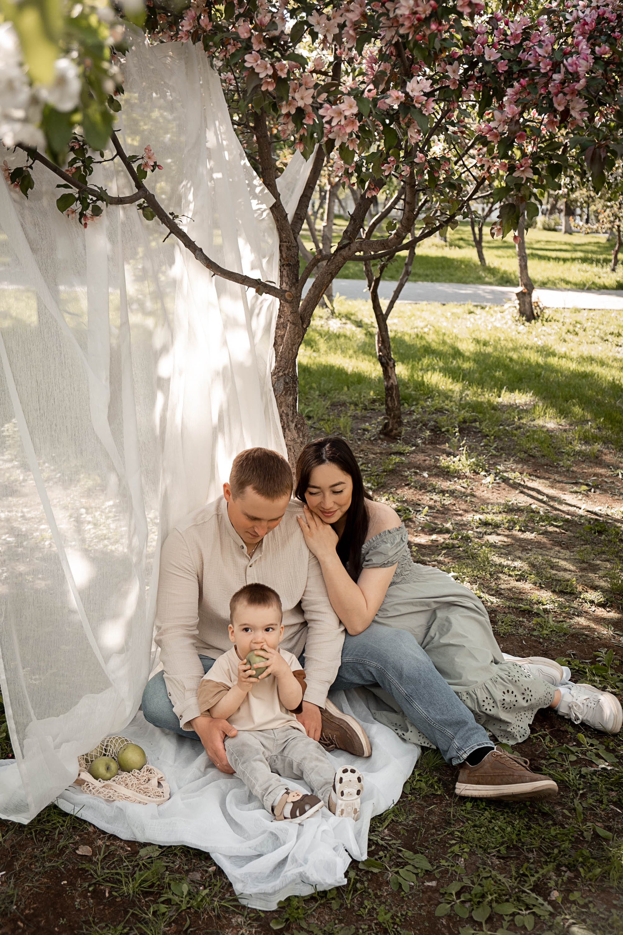Джамиля, Юра и малыш Андрей. Свадебный и семейный фотограф в Тюмени Екатерина Дубровина