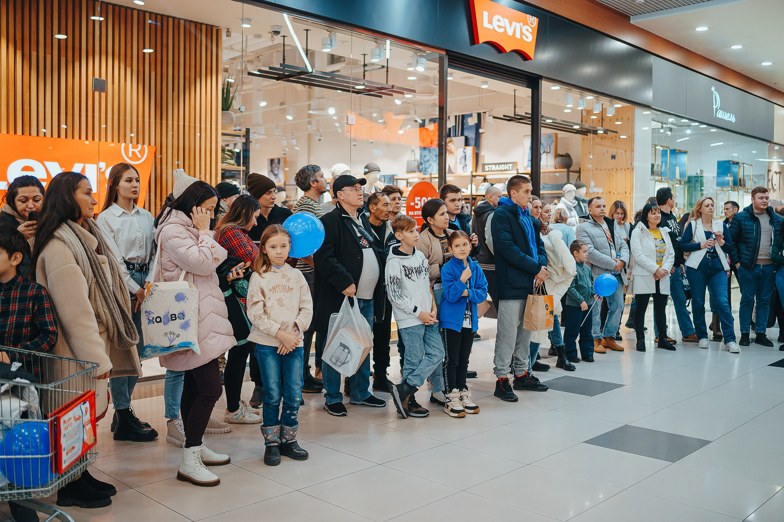 Совкомбанк Халва промо. Репортажный (Event) фотограф в Барнауле | Даниил Маркин | Качество и вайб