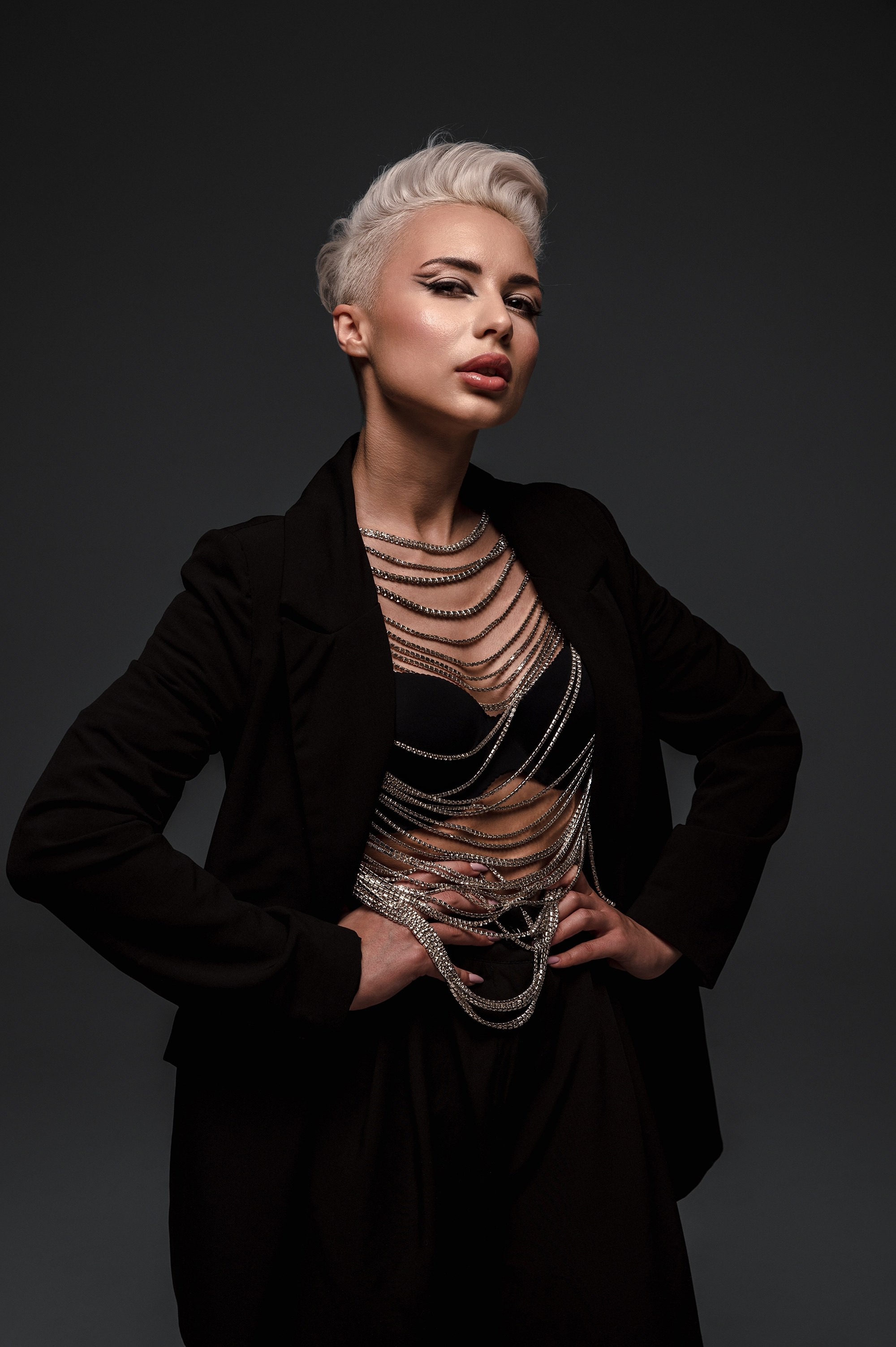 Портретная фотосъёмка в студии Тулы. Предметный и портретный фотограф в Туле. Юлия Даниленко