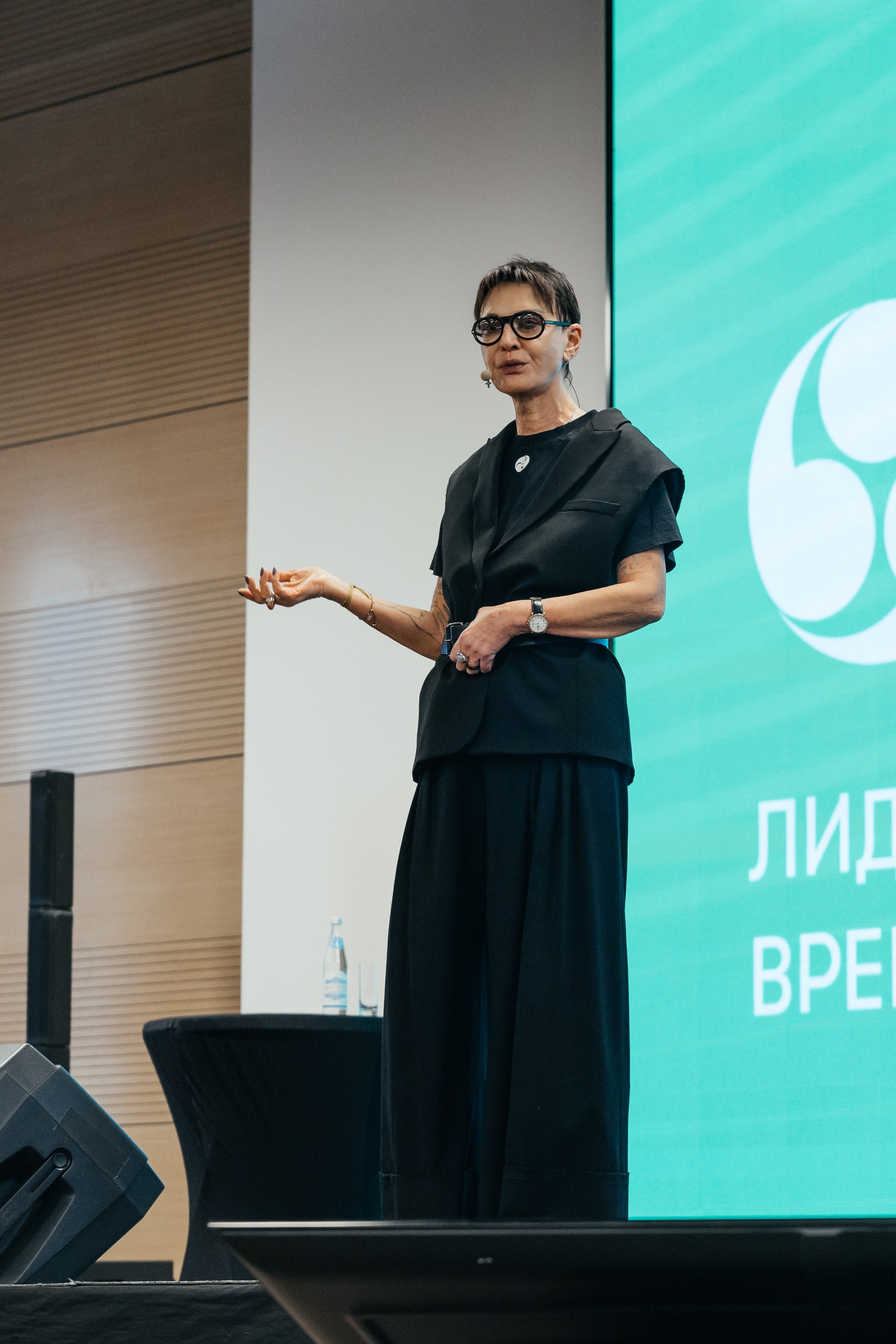 Снимал репортаж для «Газпром нефть», Газстройпром, Росатом, ОЗОН, Мегафон, ВТБ, Т-Банк, Unilever, Материа Медика Холдинг. Фотограф Serg-Epic — Сергей Клепиков