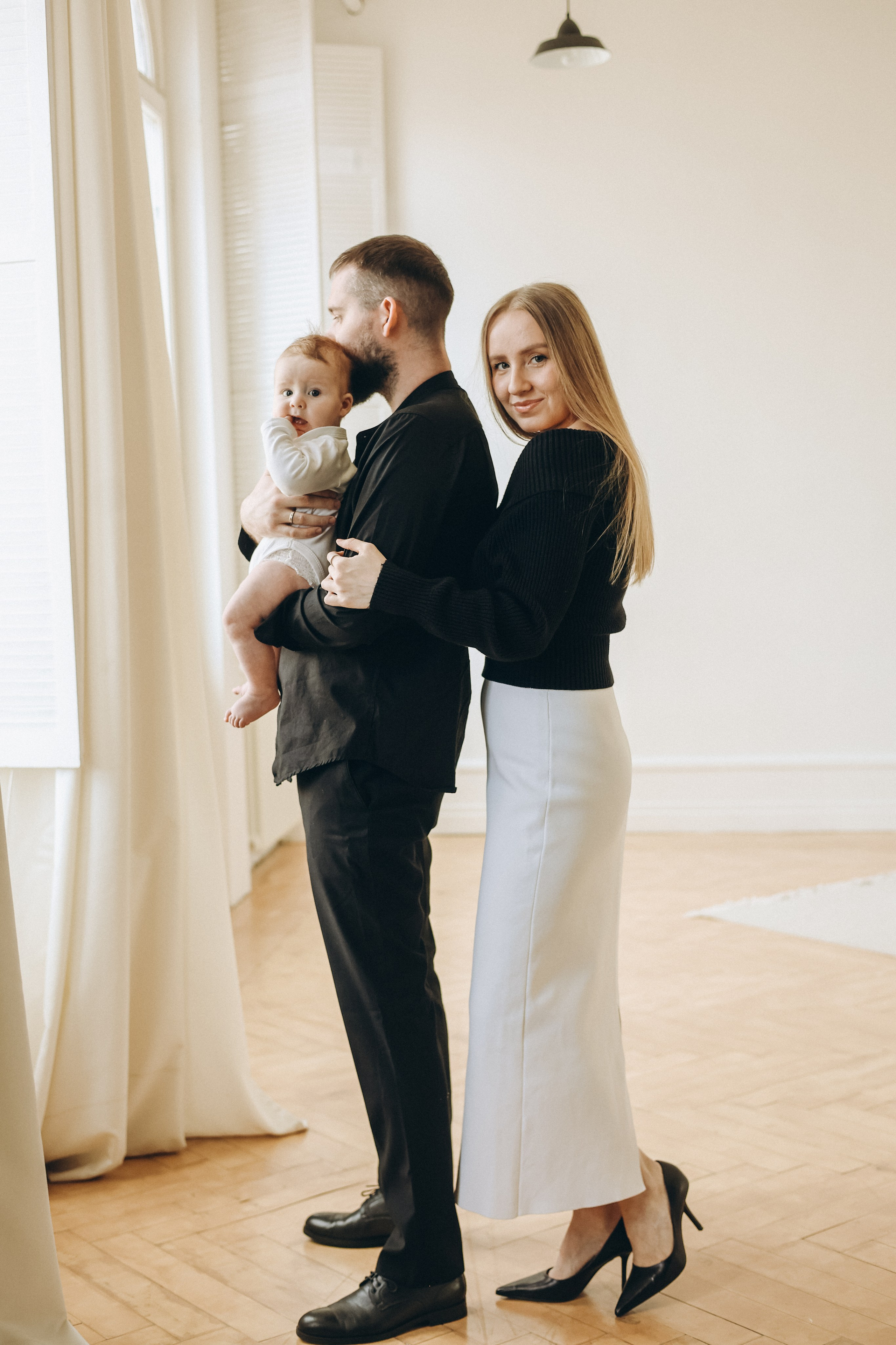 https://white-garden.orgs.biz/   Екатеринбург , улица Цвиллинга, 4 | White Garden, фотостудия   семейная фотосессия фотосессия с малышом екатеринбург