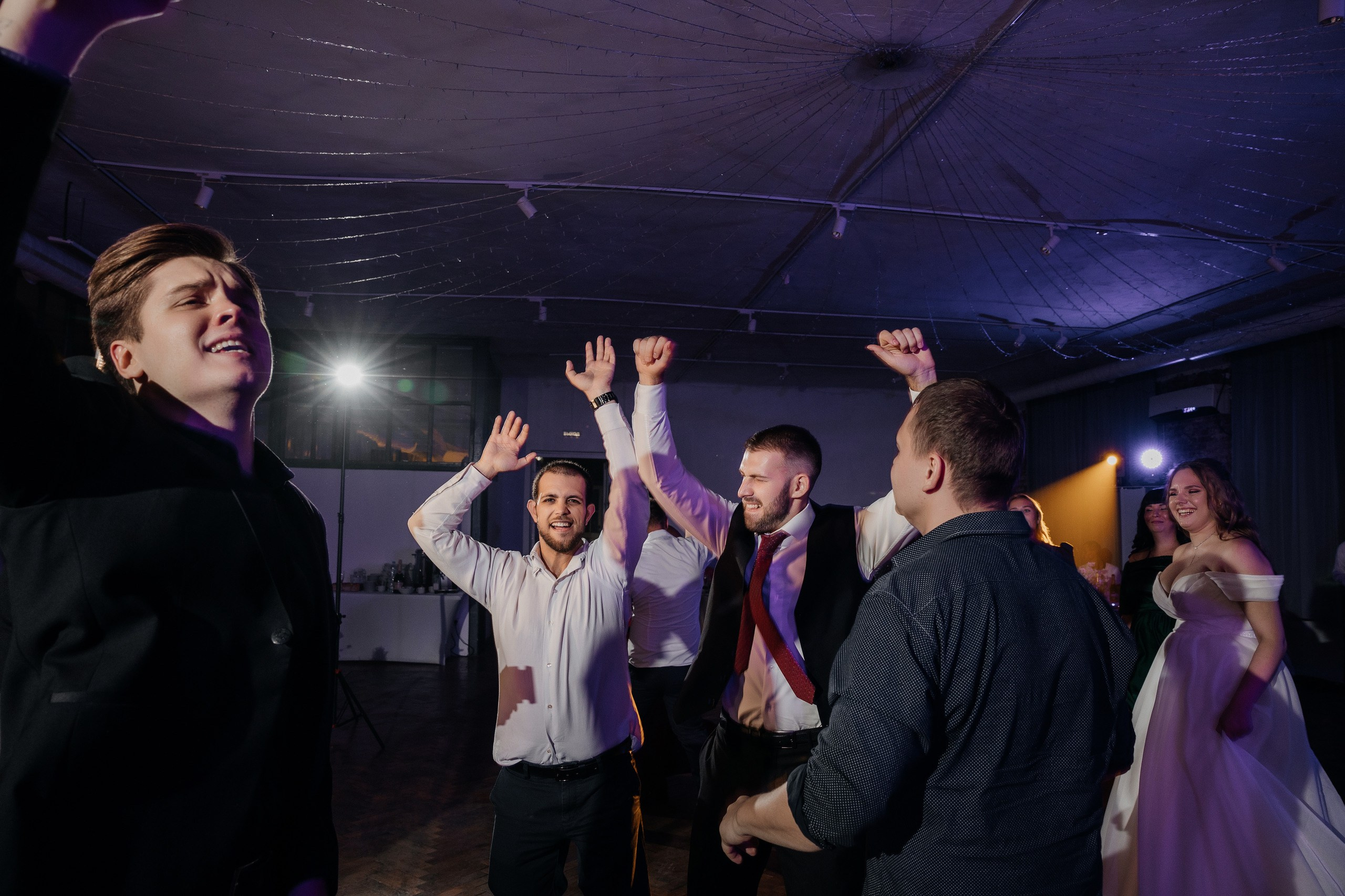 Свадьба в лофте 2022. Бюджет 675.000. Организатор свадеб в Ростове-на-Дону