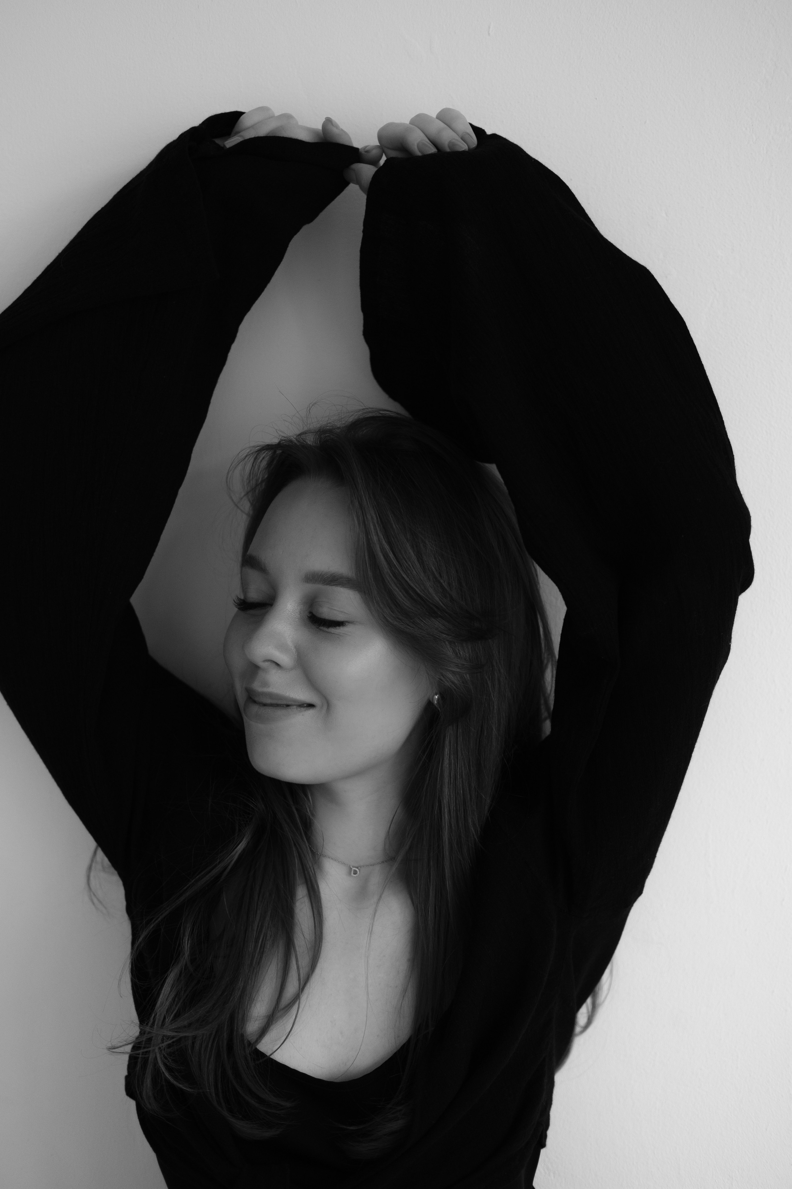 Женский портрет: Динара. Обо мне