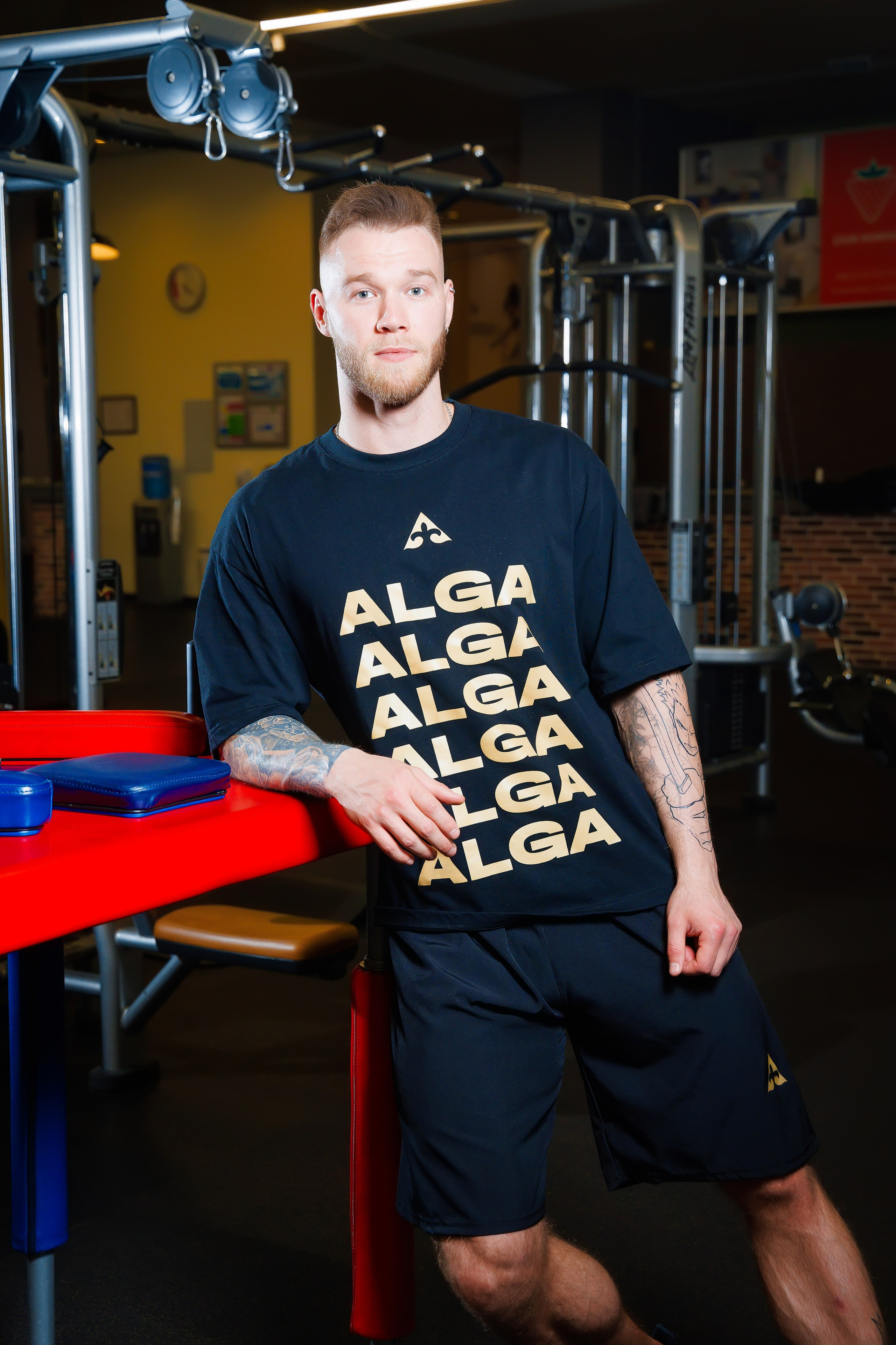 Спорт Зал Fitnespalace. Семейный и Свадебный фотограф в Астане Александр Астапов