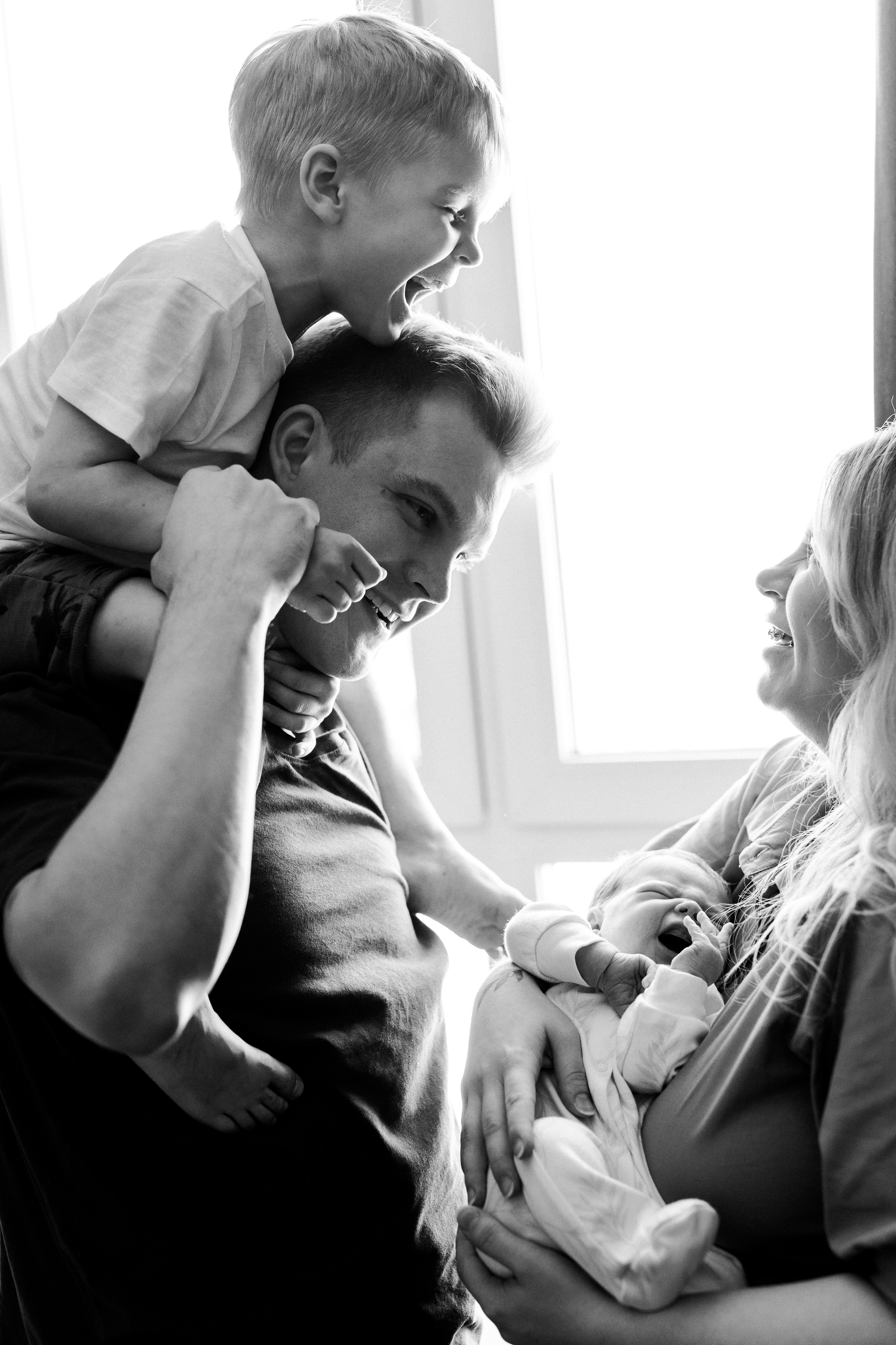 Катя, Коля и мамапапа