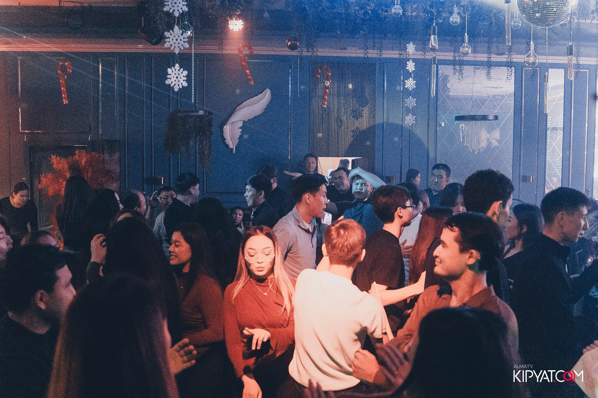 TUN LONGE BAR. КИПЯТКОМ АЛМАТЫ! Фотосъемка мероприятий в Алматы