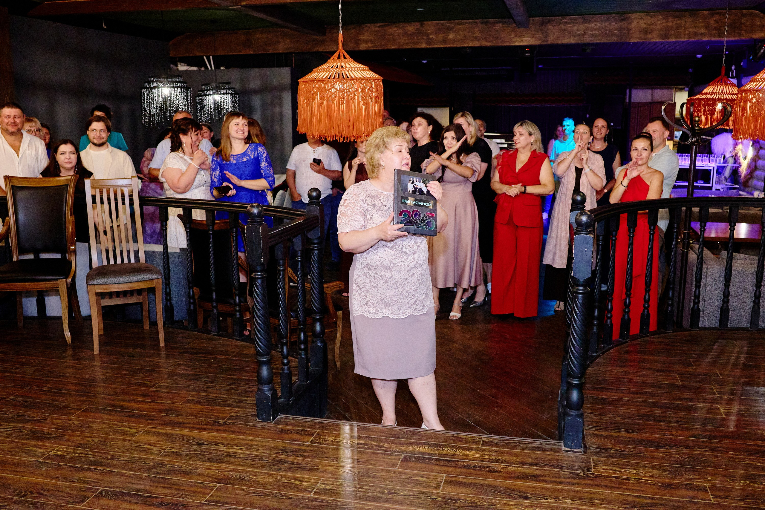 Выпускной 35 Сош. Фотограф Выпускные альбомы Таганрог Сергей Коробченко