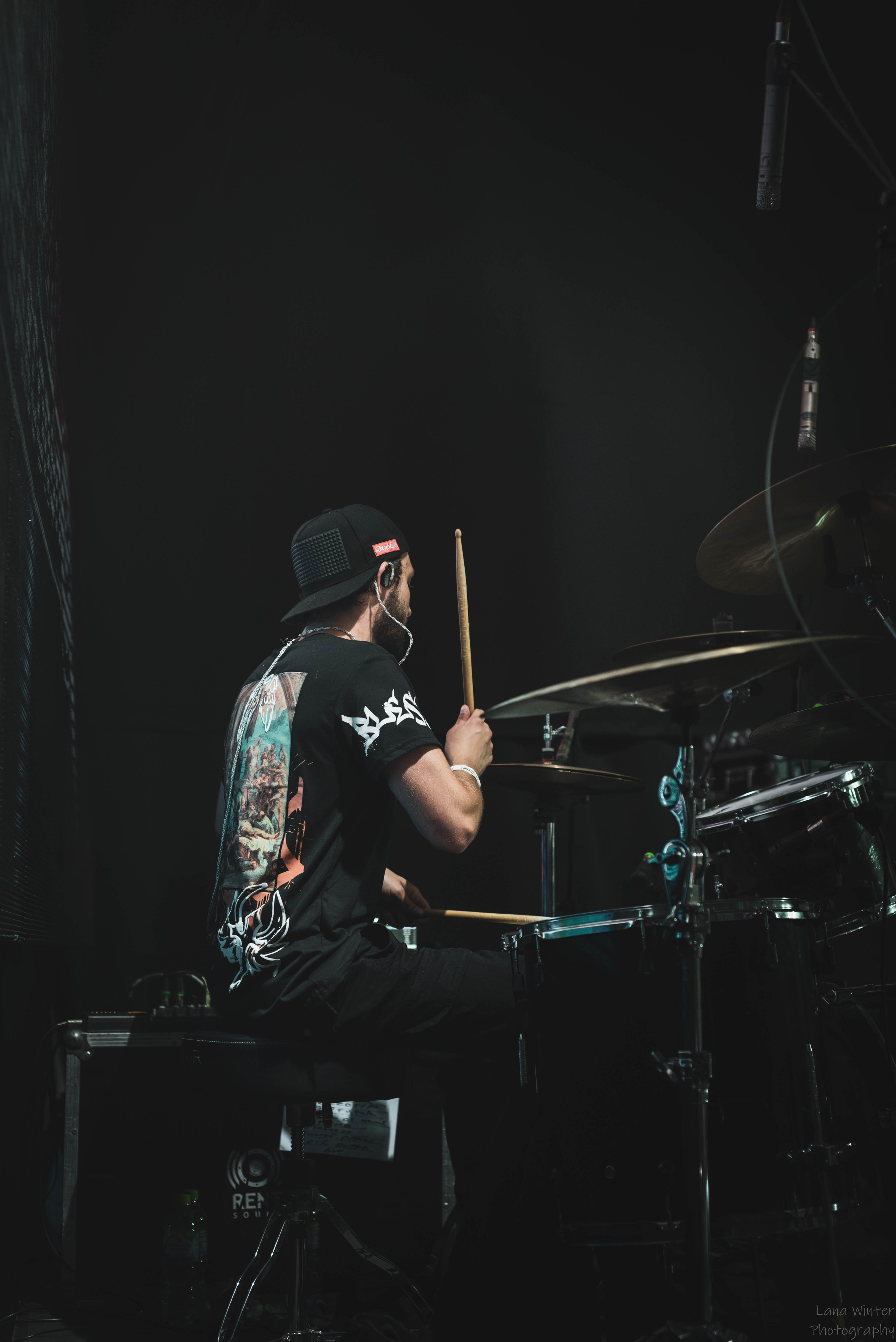 7000$ (29 июня 2025 года, Москва, клуб Урбан). Фотограф Светлана Блинова, Москва и Московская область