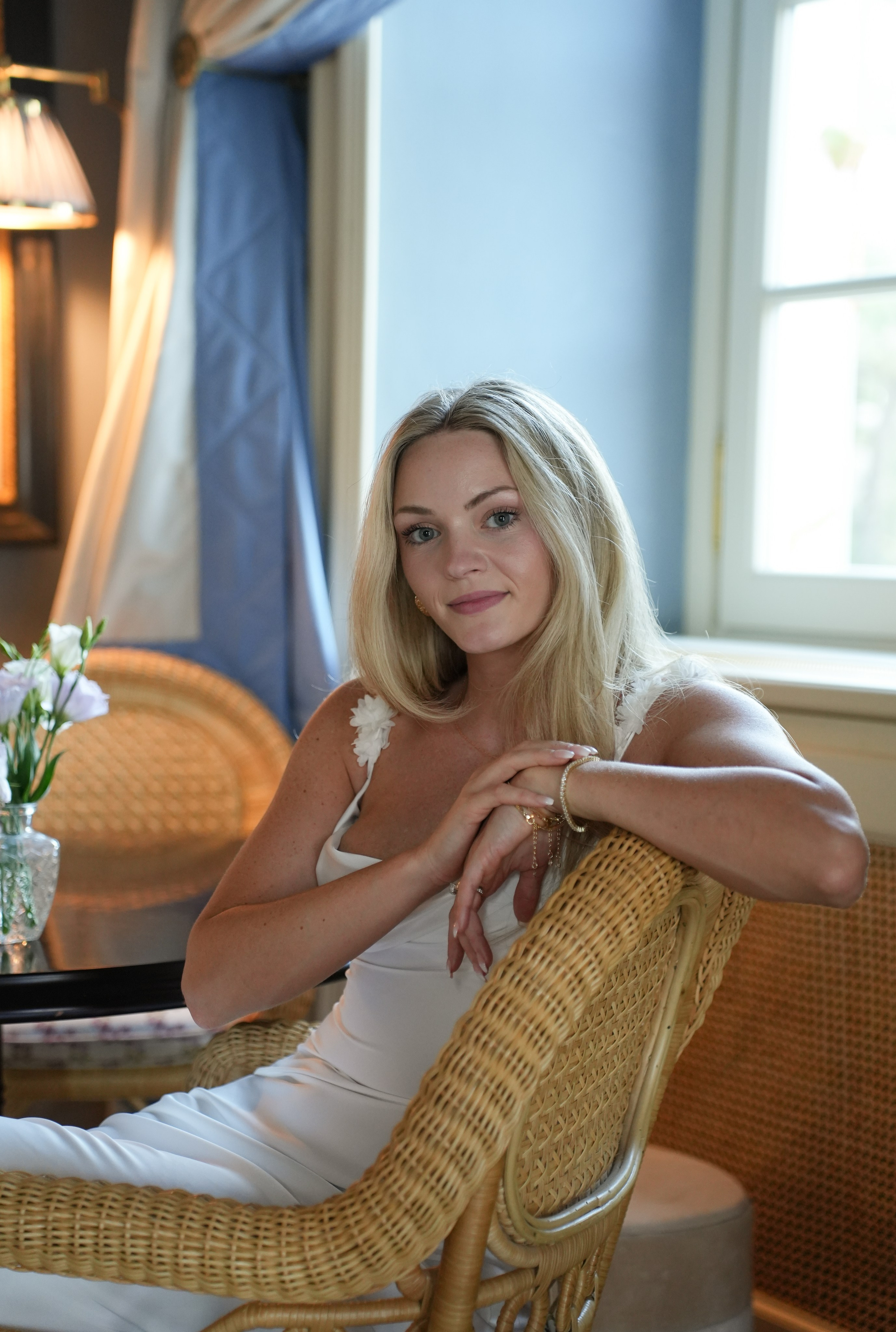 Sarah & Husband. Maria Anistratova | Destination Photographer, Videographer & Drone Pilot — Lake Como