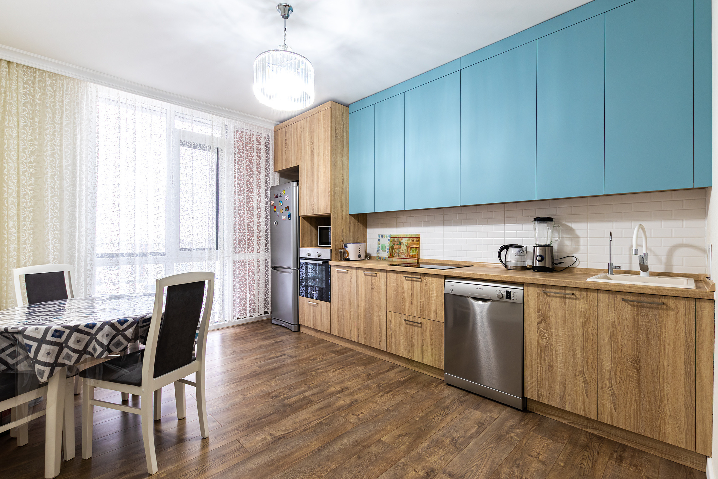 Фотосъёмка для мебельной мастерской Venerdi. Профессиональный фотограф в Астане