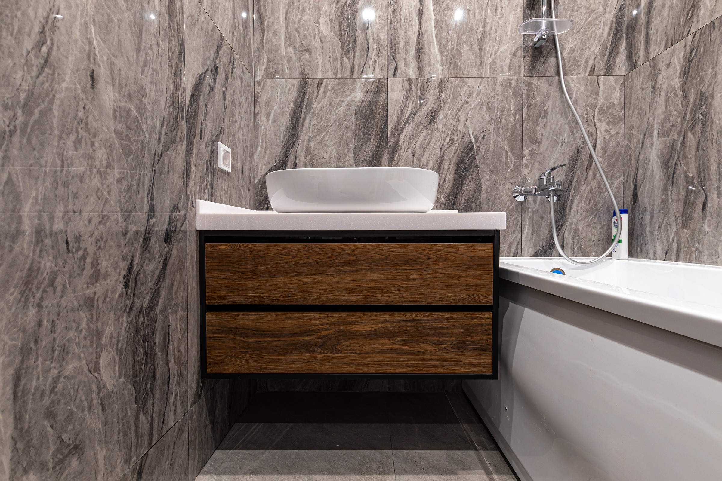 Фотосъёмка для мебельной мастерской Venerdi. Профессиональный фотограф в Астане