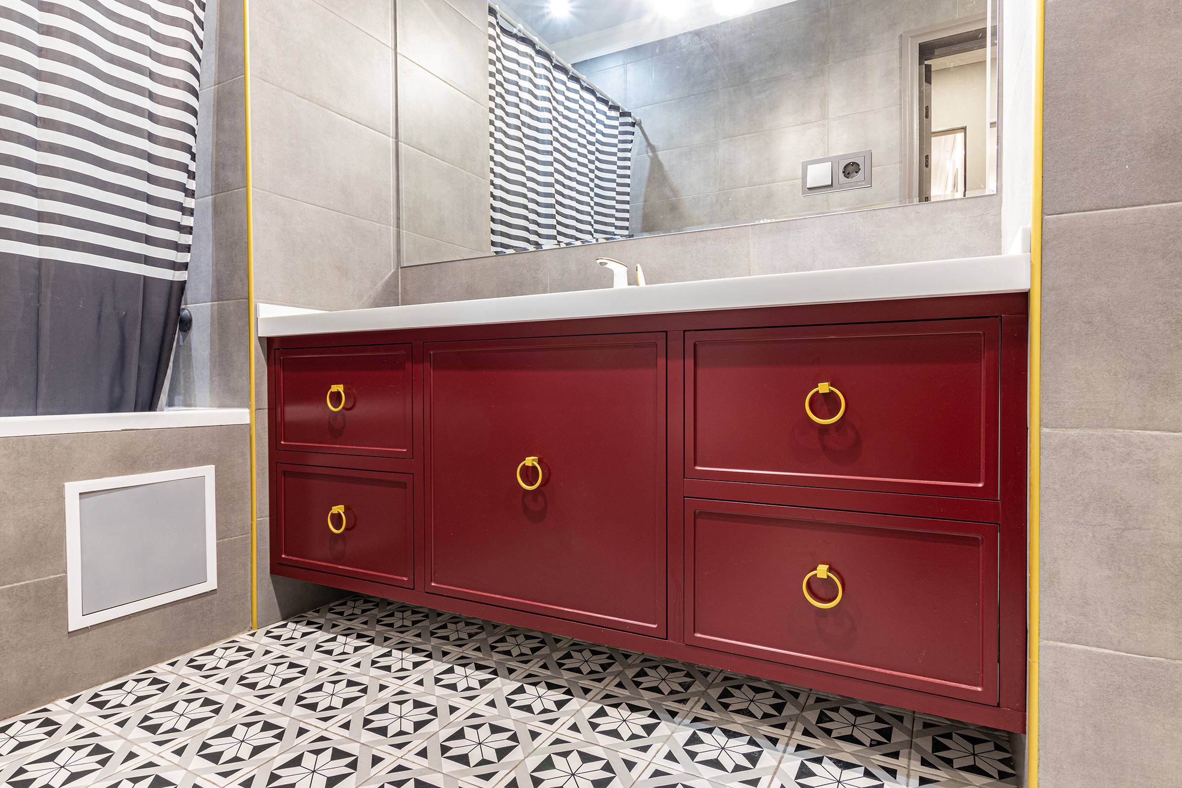 Фотосъёмка для мебельной мастерской Venerdi. Профессиональный фотограф в Астане