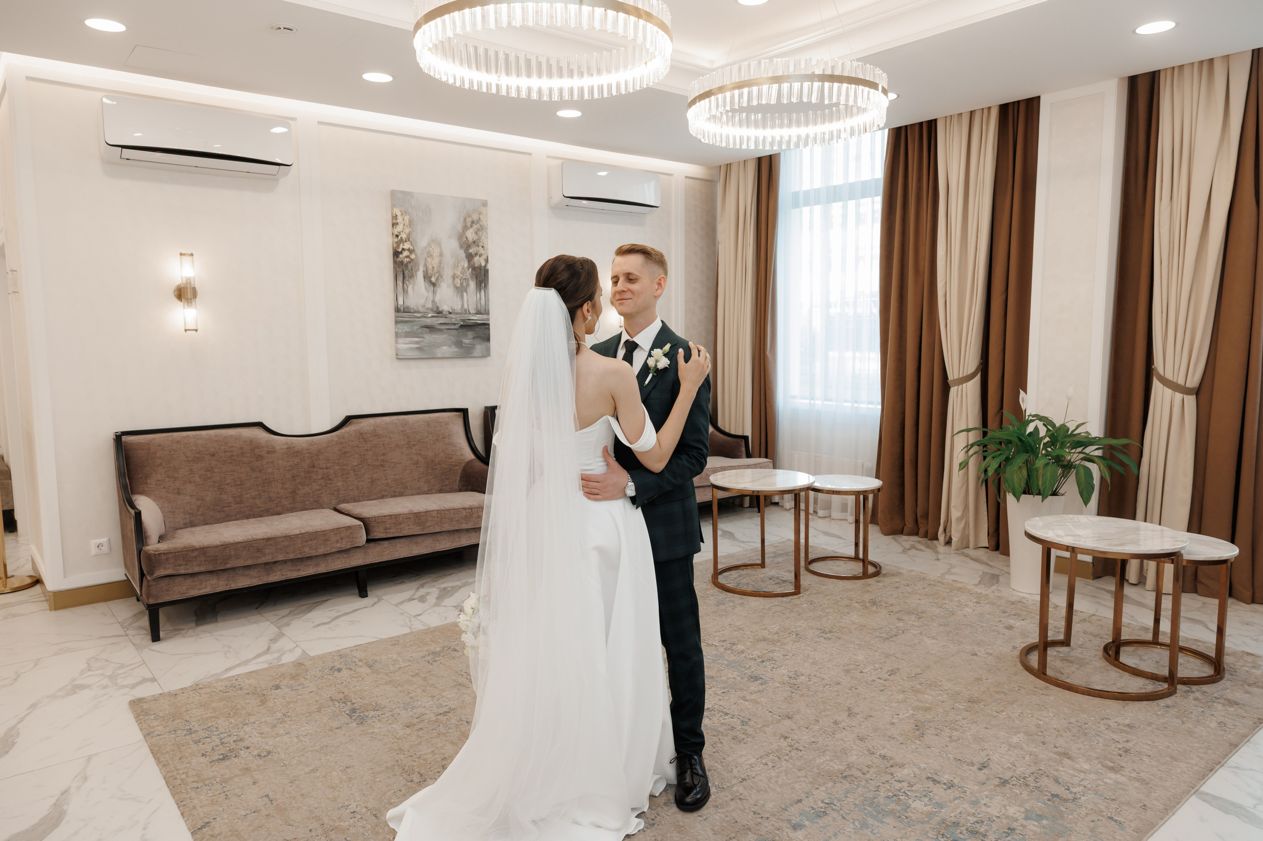 Регистрация в отеле Fish Point, ЗАГС Бутово, прогулка в Остафьево. Свадебный и репортажный фотограф (Москва, Королев и другие)