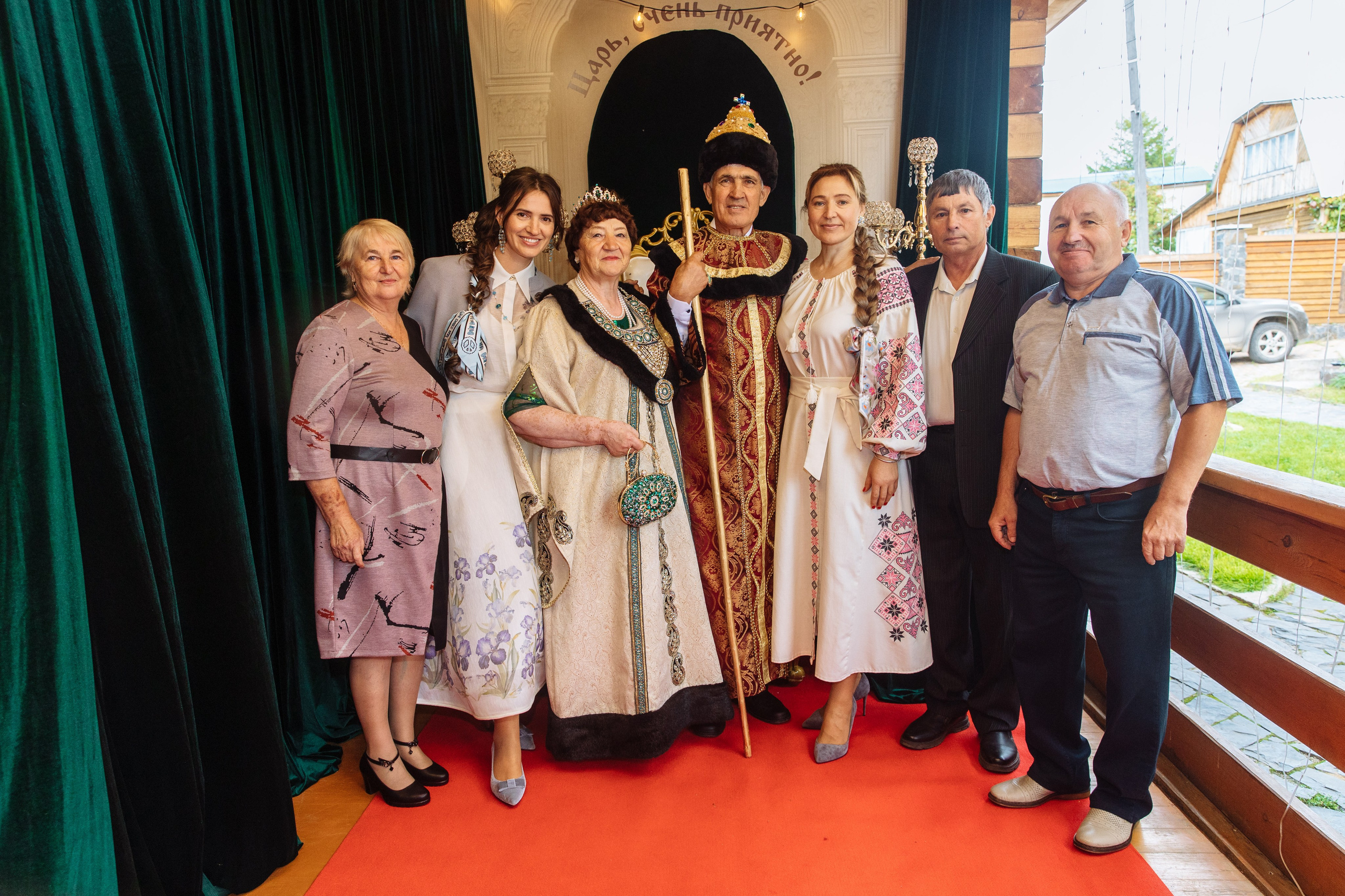 «Иван Васильевич меняет профессию» Юбилей. Свадебный и семейный фотограф в Улан-Удэ