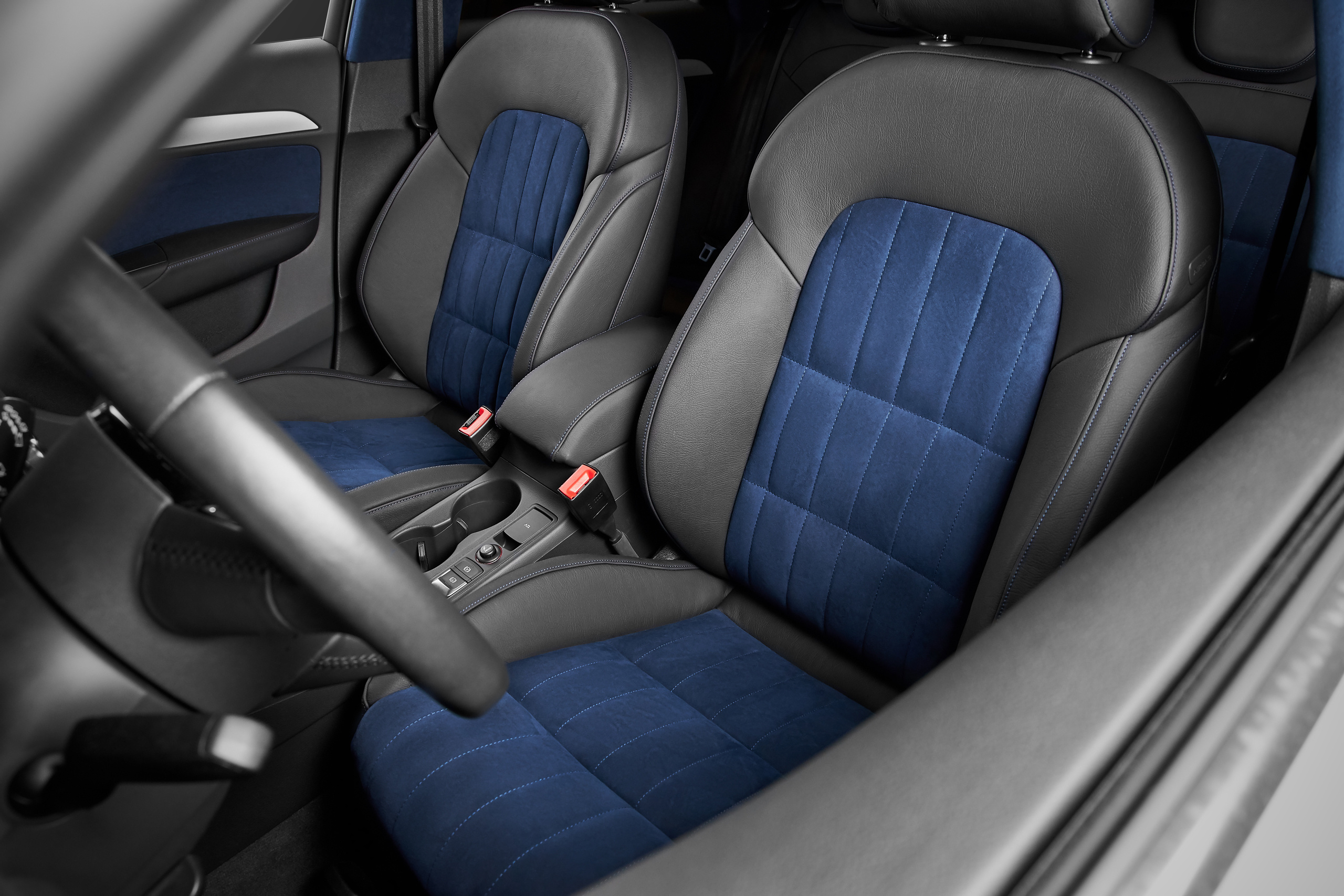 Audi A3 Black&Seablue. Репортажный фотограф и ретушер в Москве Наталья Алексеева