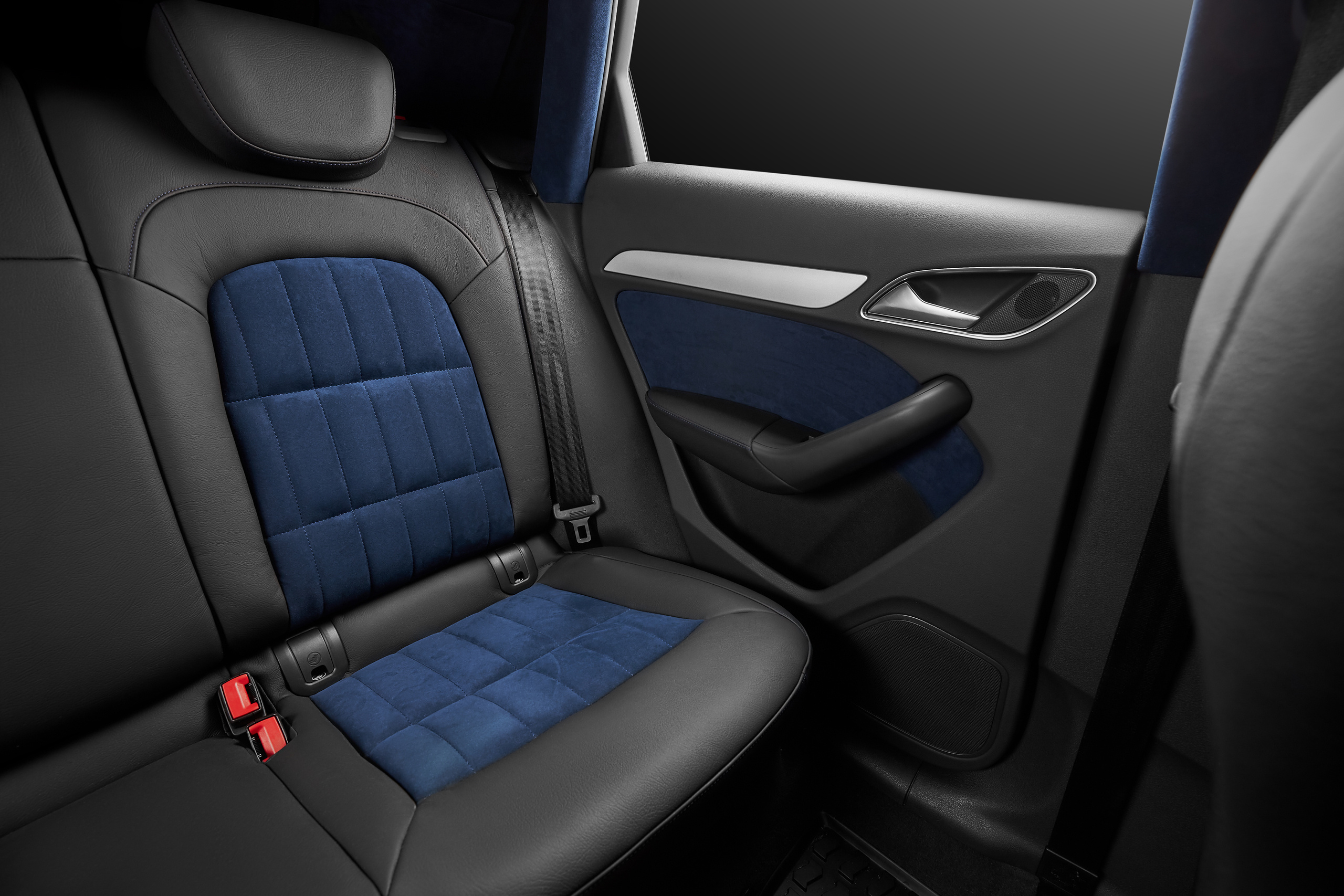 Audi A3 Black&Seablue. Репортажный фотограф и ретушер в Москве Наталья Алексеева