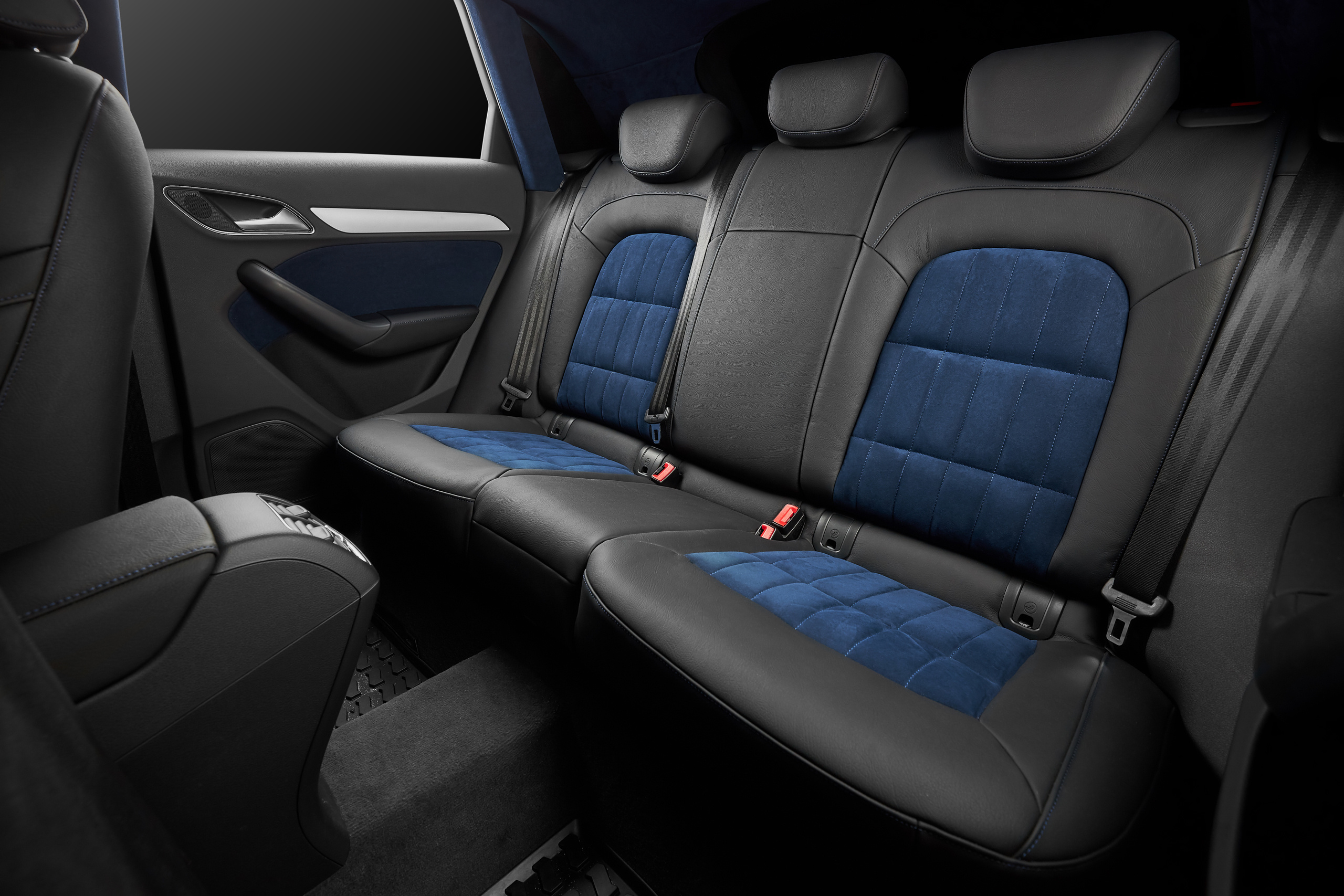 Audi A3 Black&Seablue. Репортажный фотограф и ретушер в Москве Наталья Алексеева