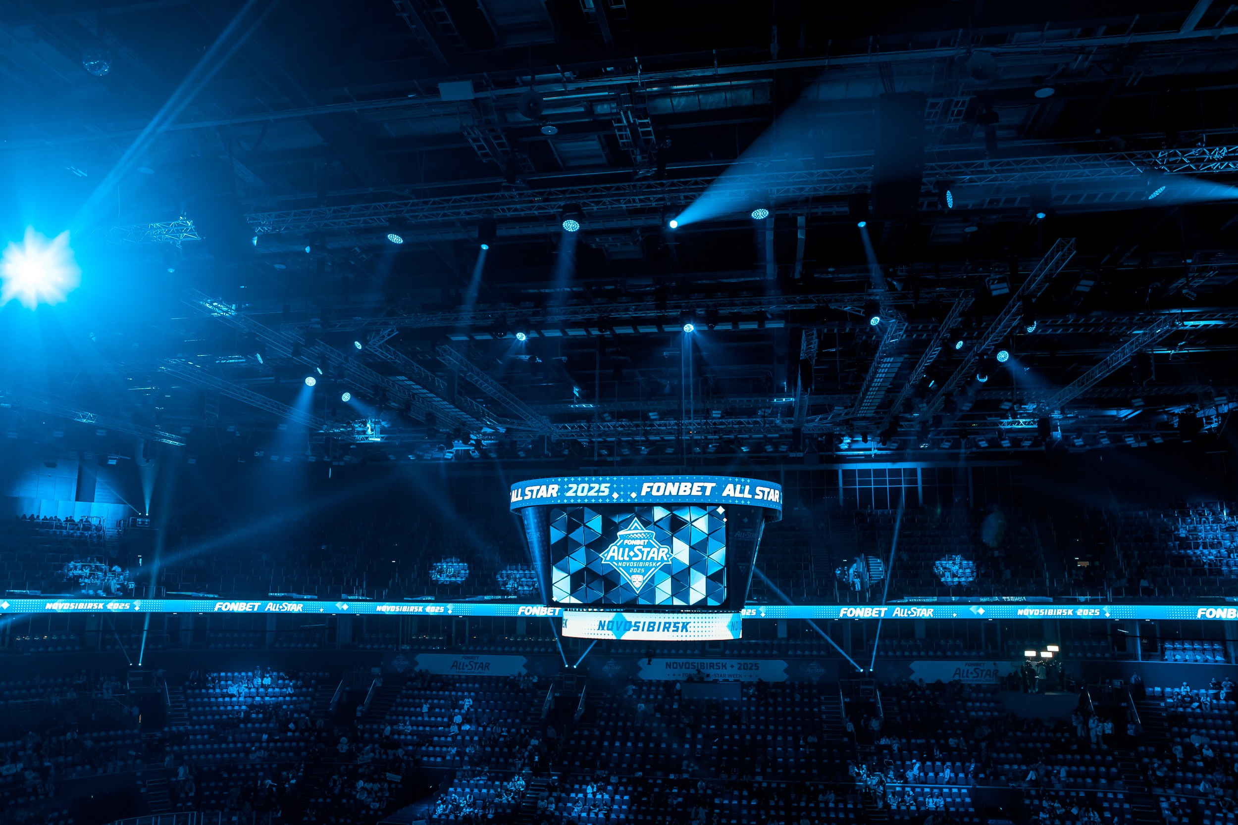 KHL All-Star 2025. Репортажный фотограф в Сочи Дмитрий Ветринский