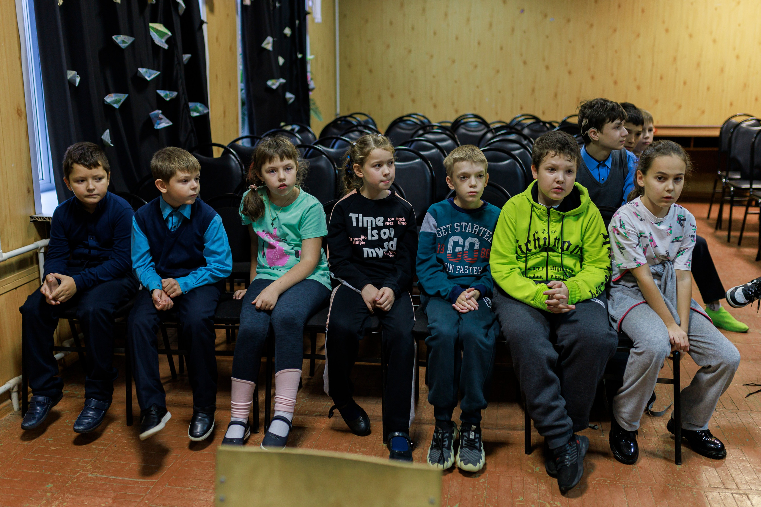 Репортажная сьёмка игры в шахматы в детском доме. Семейный и детский фотограф в Рязани Васюгова Мария