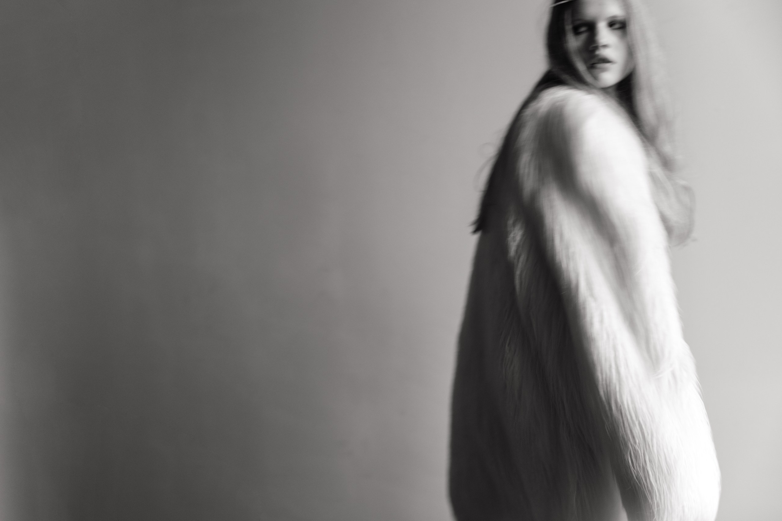 На грани нежности и бунтарства