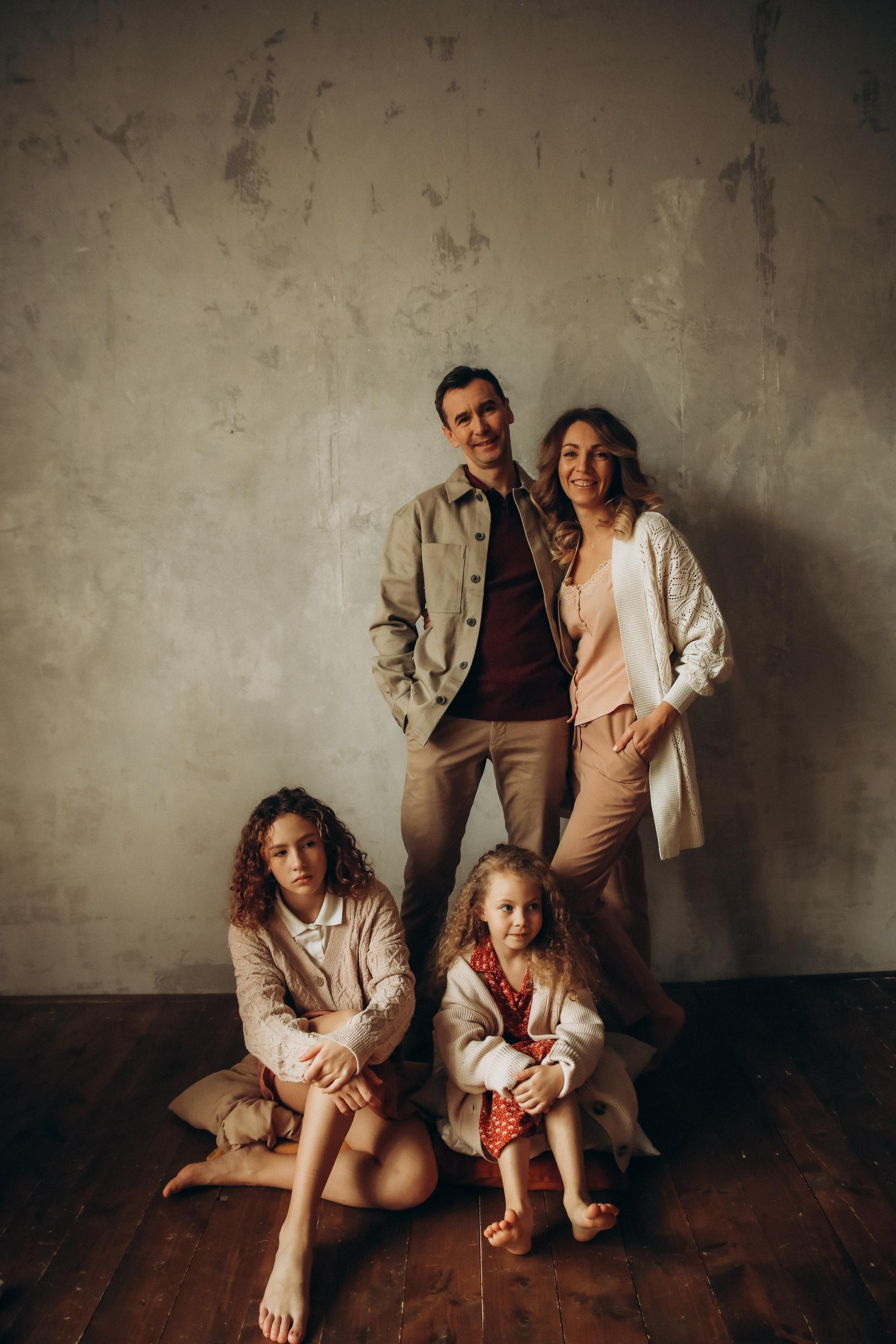 Семейные. Семейный фотограф и фотограф новорожденных в Санкт-Петербурге Алевтина