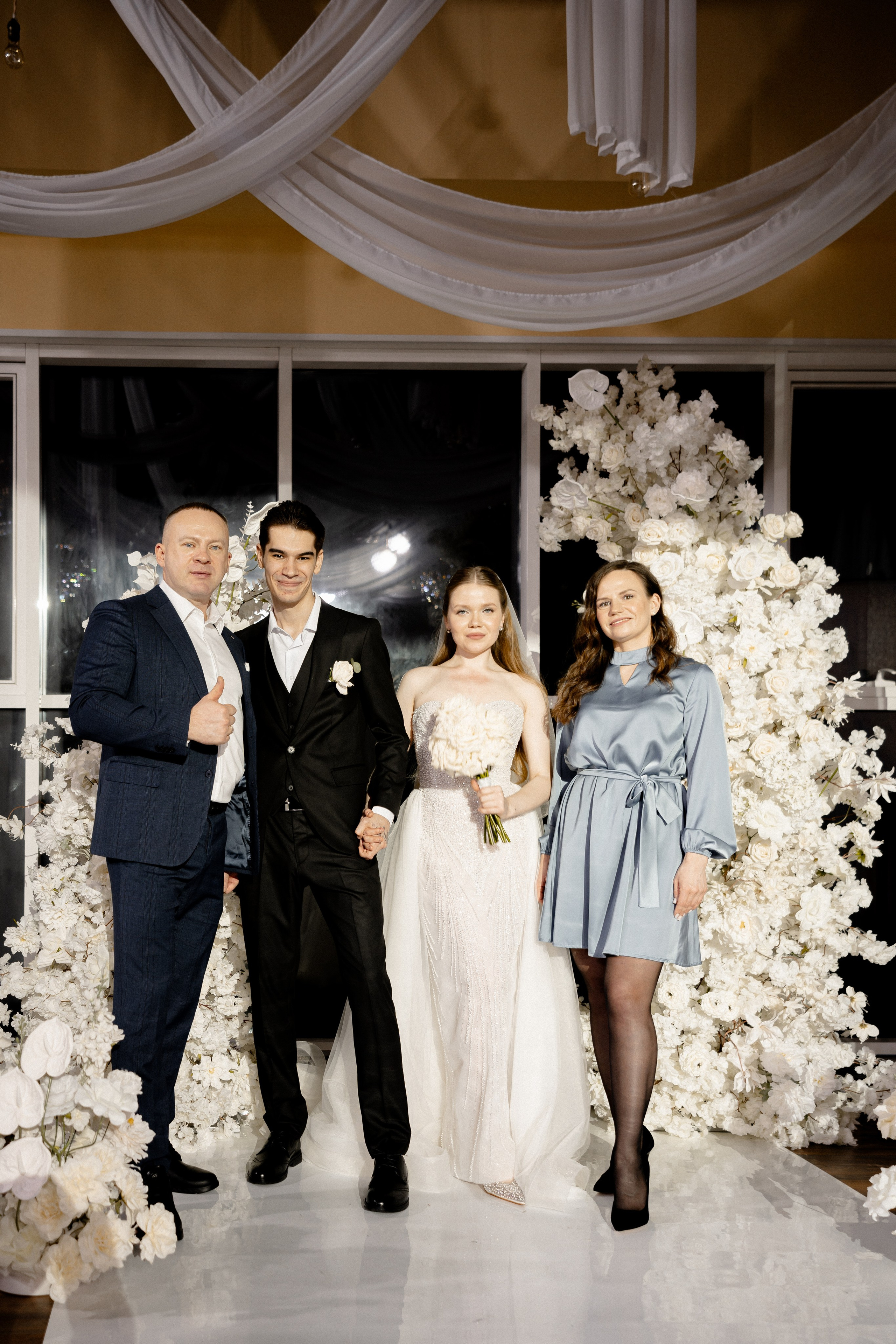 СВАДЕБНАЯ СЬЕМКА СБОРОВ В ОТЕЛЕ И ВЫЕЗД НА ЦЕРЕМОНИЮ (СНЯТО В СИБИРЕ В НИЖНЕВАРТОВСКЕ). Профессиональный фотограф, Санкт-Петербург — Виктория Богомолова