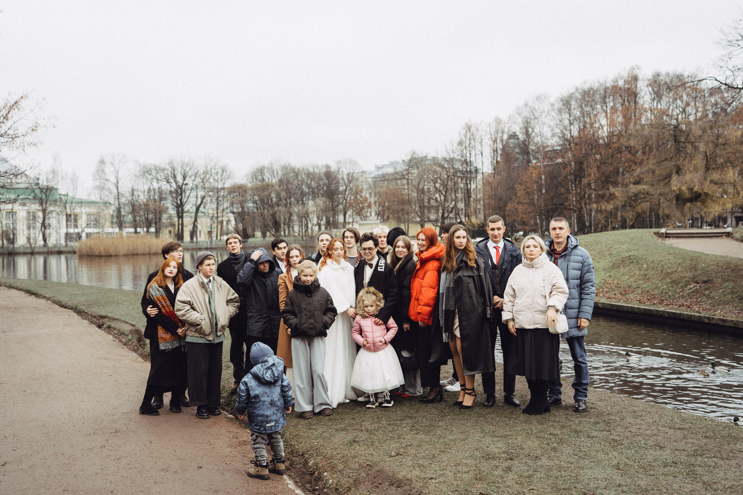 СВАДЕБНАЯ СЬЕМКА ВО ВТОРОМ ДВОРЦЕ С ГОСТЯМИ И ПРОГУЛКА В ТАВРИЧЕСКОМ САДУ. Профессиональный фотограф, Санкт-Петербург — Виктория Богомолова