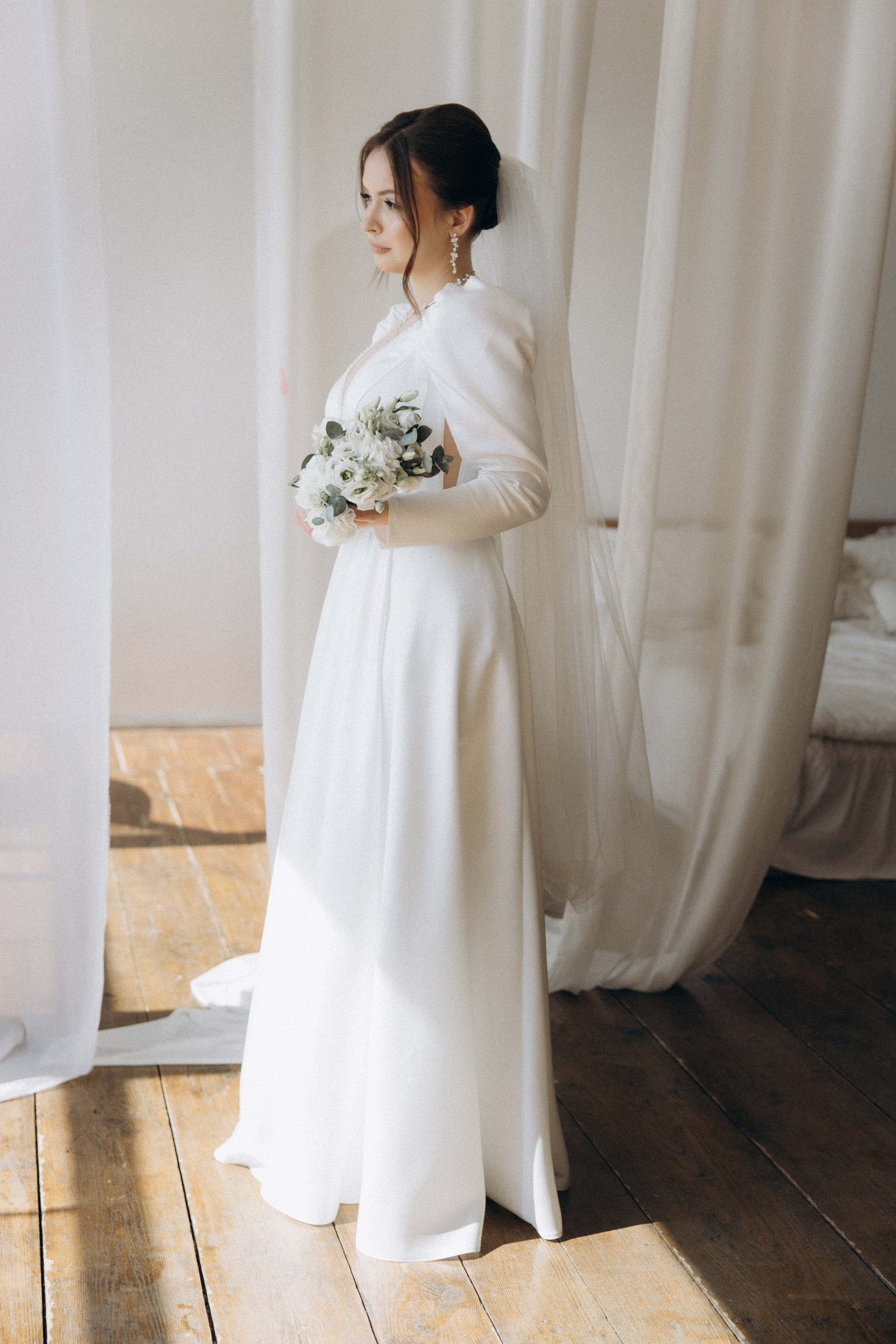 Свадебная фотосессия в фотостудии Пензы для Виктории и Михаила