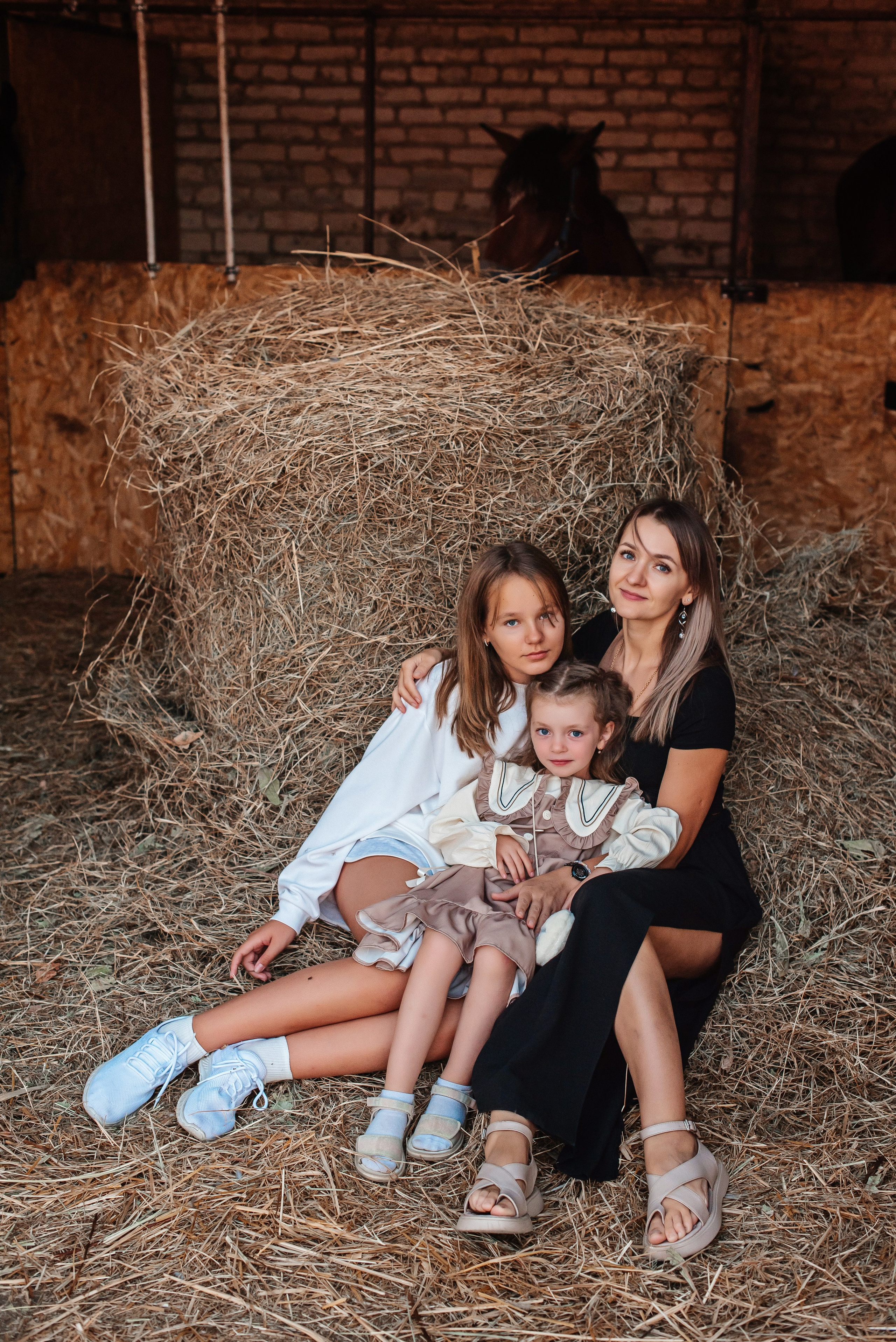 Ирина в Садках. Детский и семейный фотограф выпускной альбом Приморско-Ахтарск