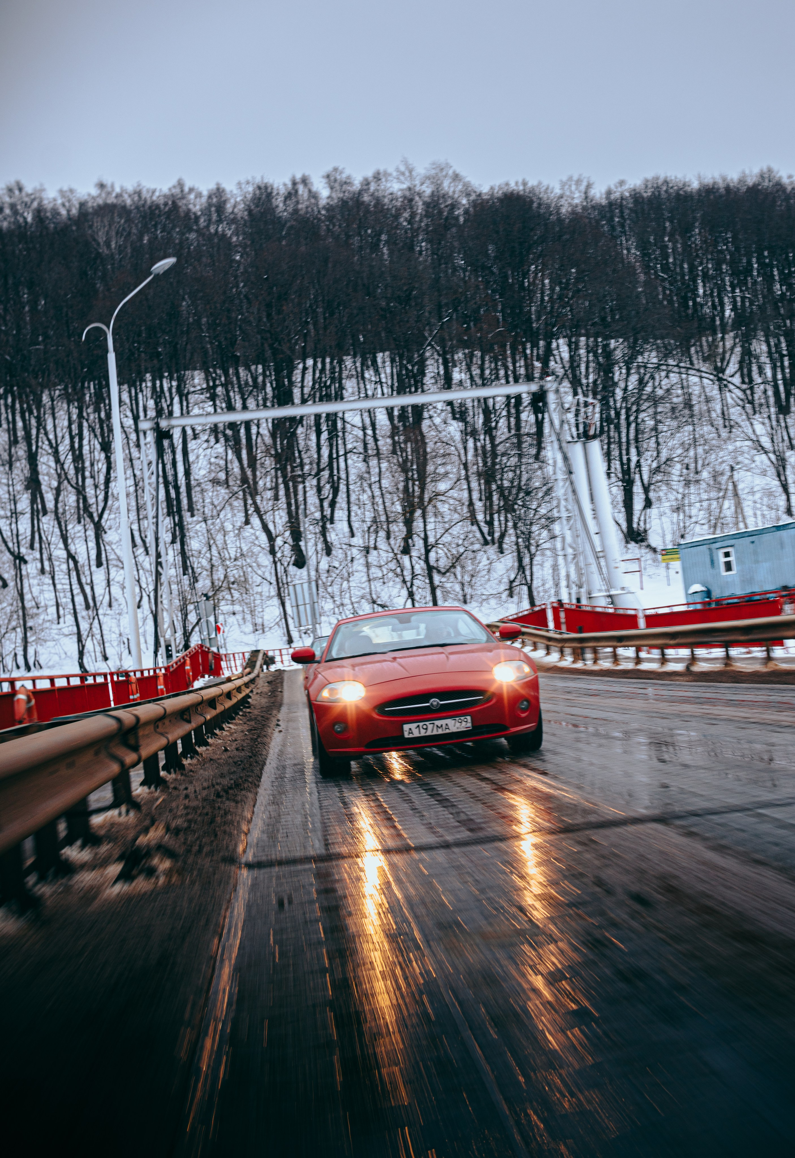 Поездка на автомобилях в ресторан. Жуков Илья  свадебный фотограф в Москве