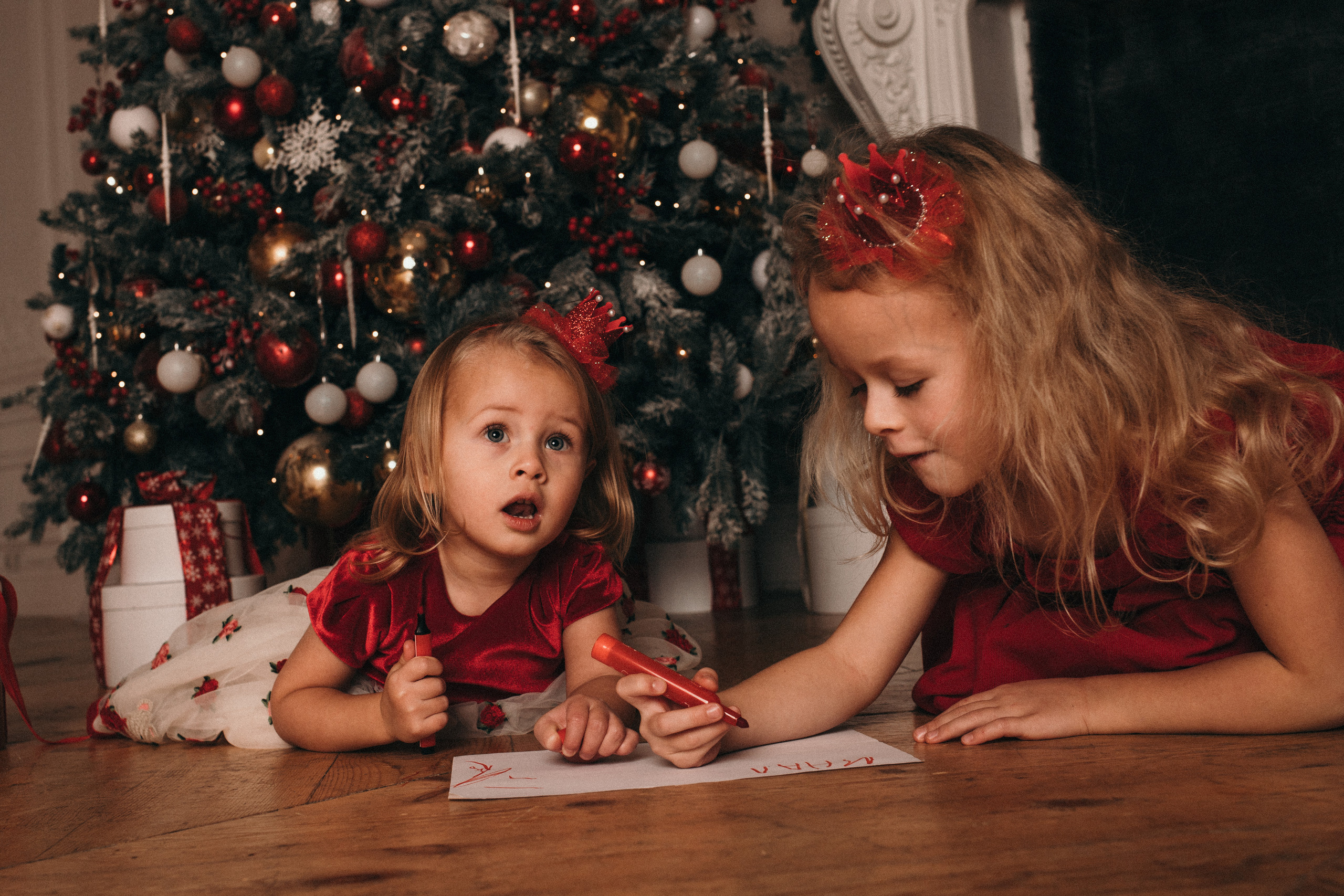 Новогодняя фотосесссия сестер. Семейный Фотограф в Санкт-Петербурге Пушкин Анастасия Дьяконенкова