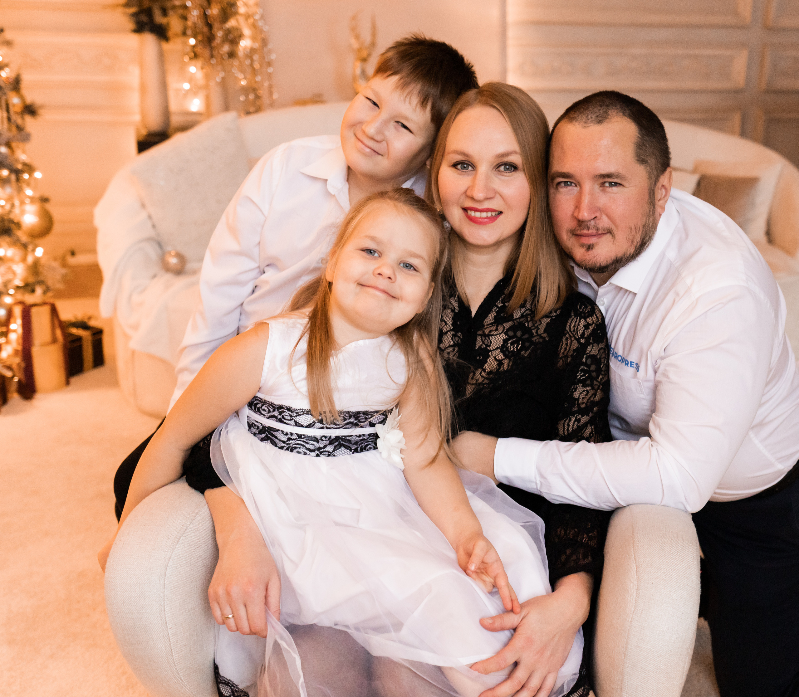 Алексей, Карина, Дима и&nbsp;Даша