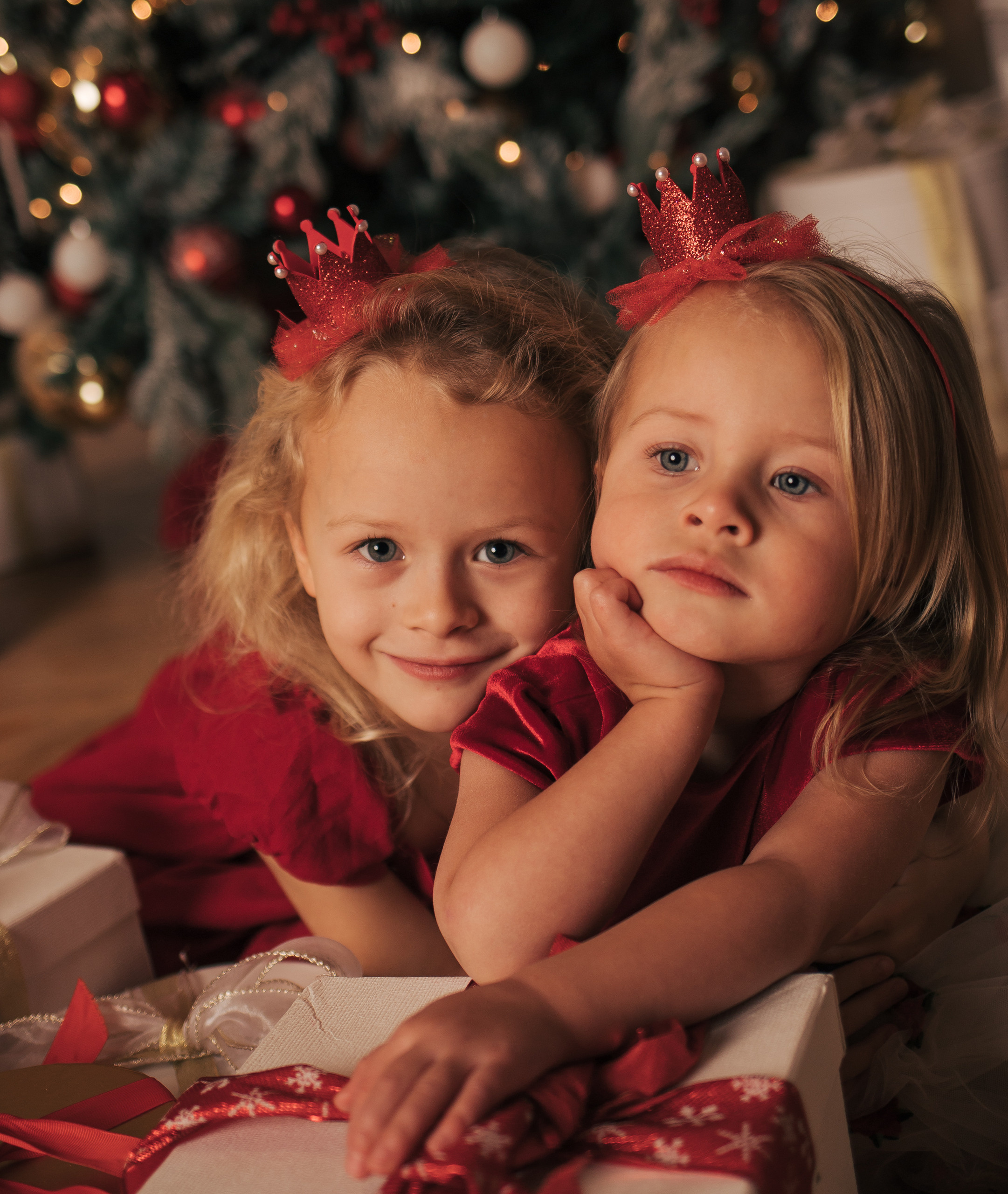 Новогодняя фотосесссия сестер. Семейный Фотограф в Санкт-Петербурге Пушкин Анастасия Дьяконенкова