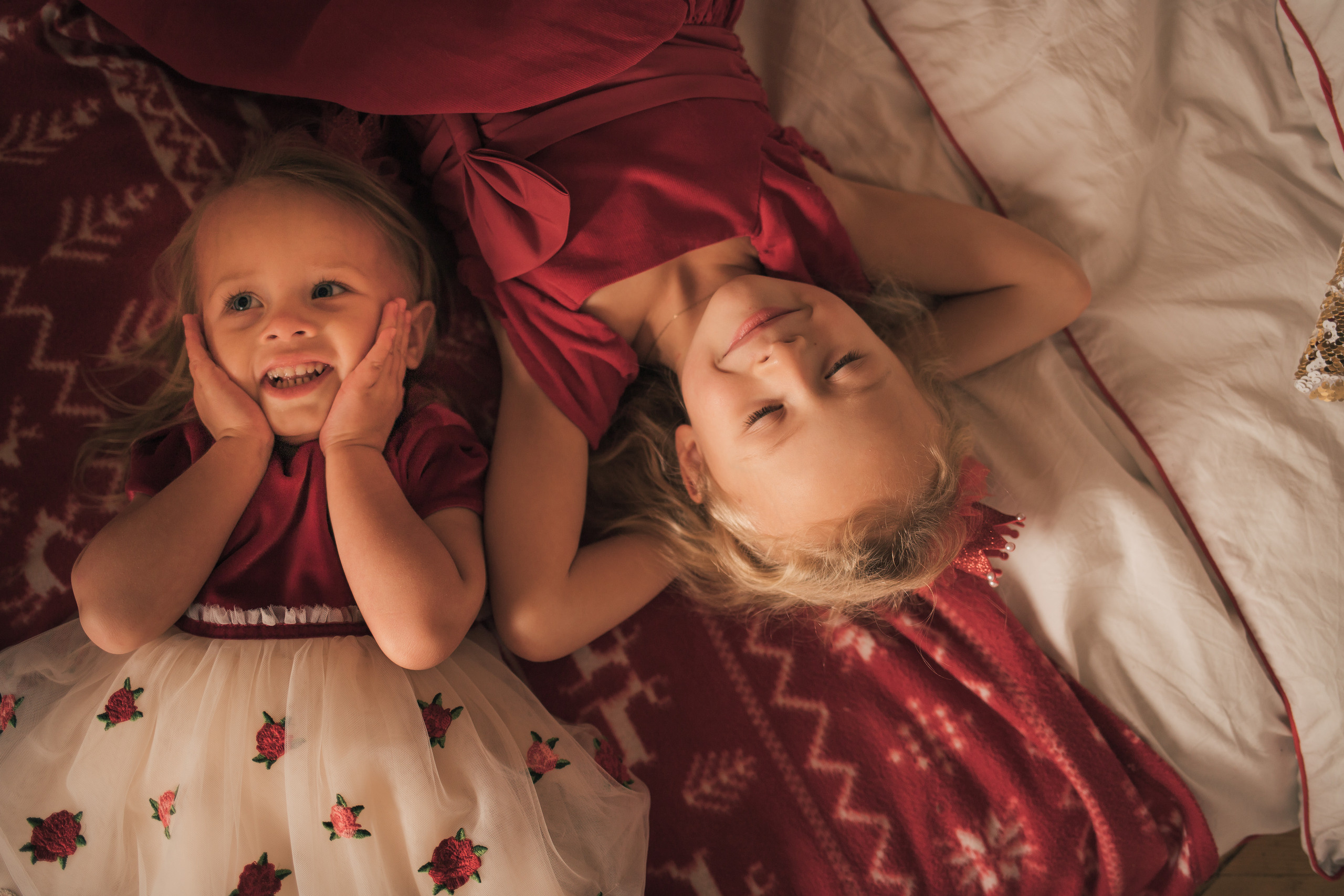 Новогодняя фотосесссия сестер. Семейный Фотограф в Санкт-Петербурге Пушкин Анастасия Дьяконенкова