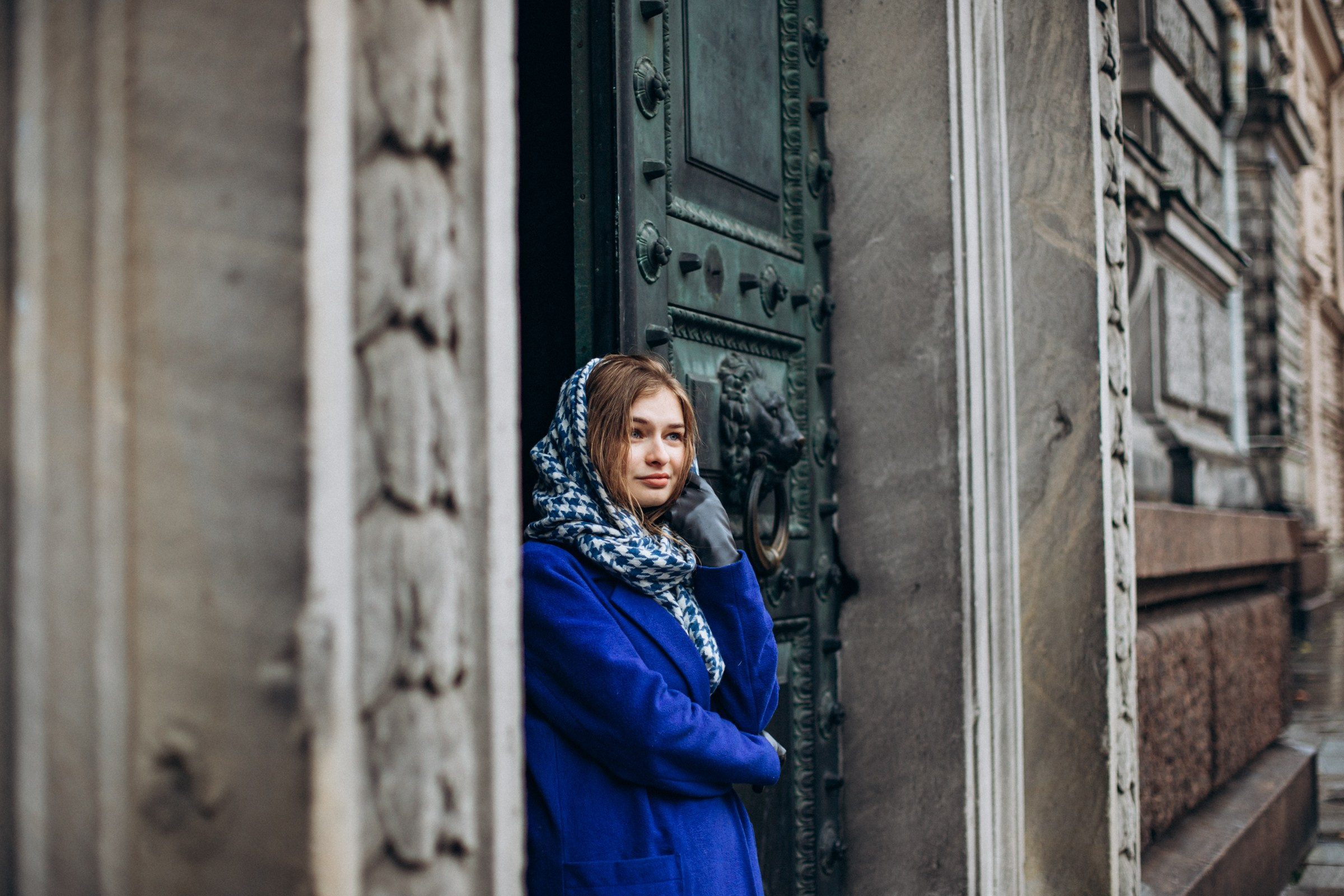 Александра и Анна в октябре. Фотопрогулка в Петербурге. Индивидуальный и семейный фотограф в Санкт-Петербурге