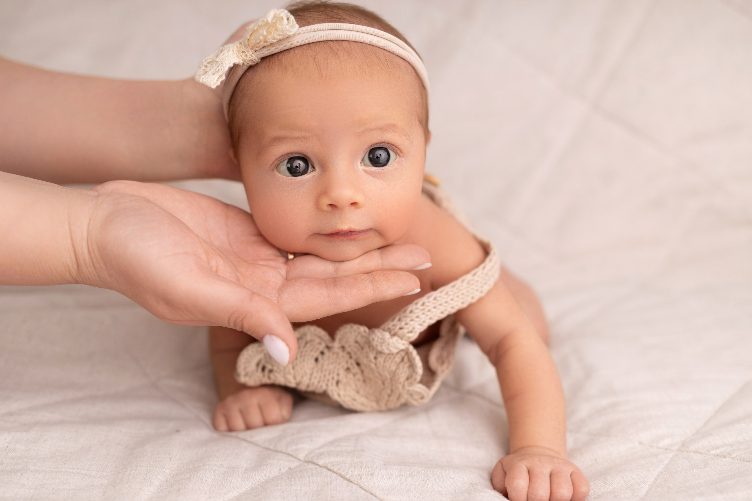 Newborn съемка в стиле Лайф. Фотограф новорожденных малышей в Омске и Омской области Эльвира Камаева