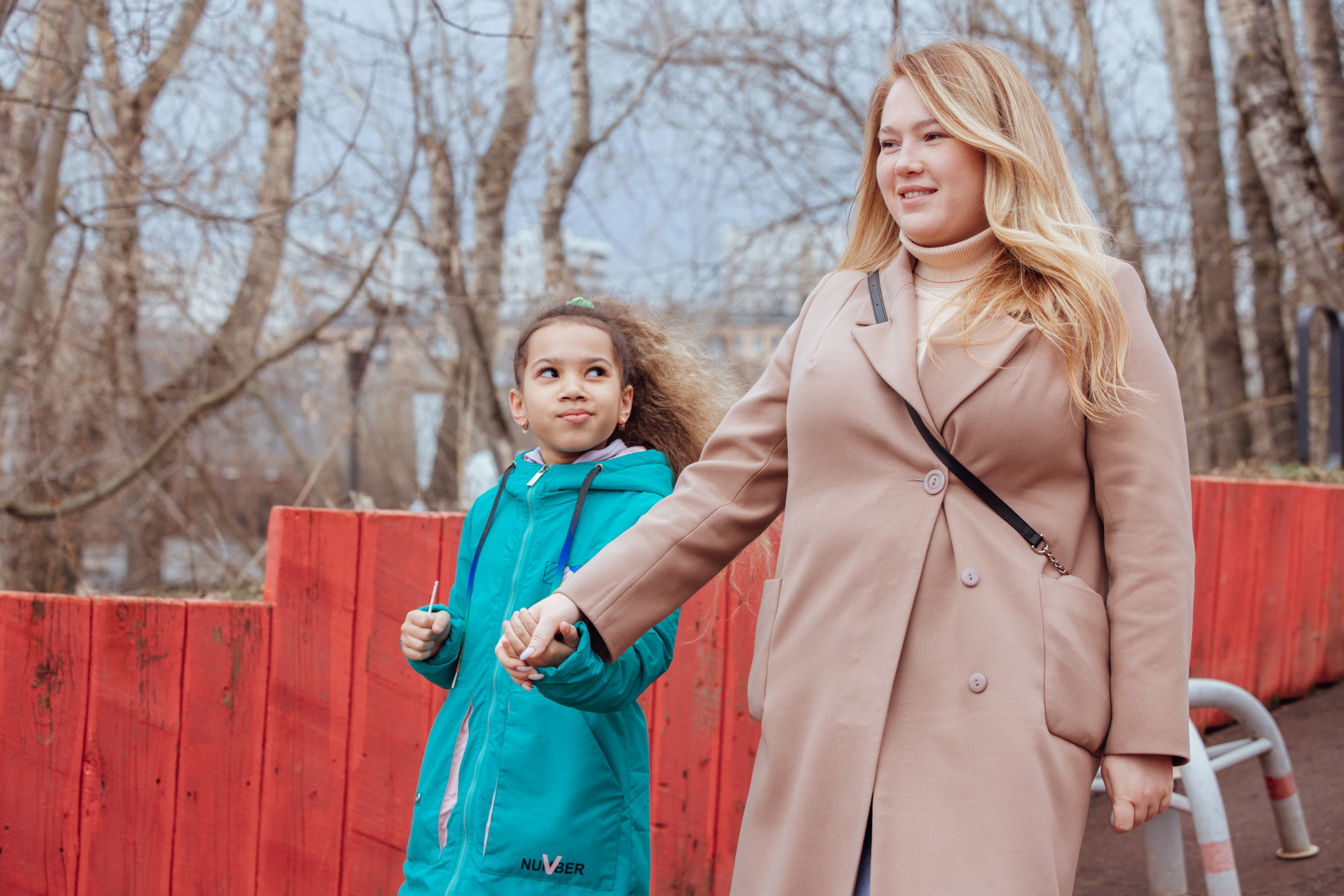 Фото прогулка_Лида и Латифа. Главная