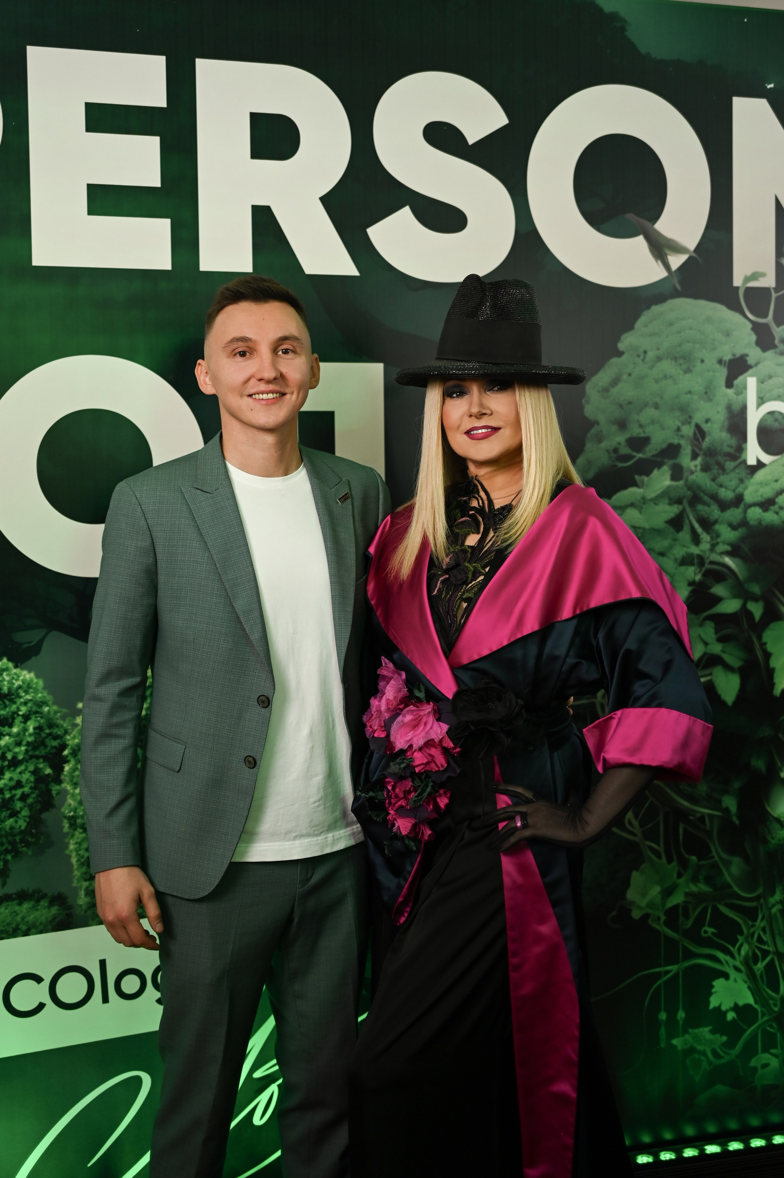 Премия журнала Persono года. Фотограф в Красноярске Марина Анищук | Женские, семейные и репортажные фотосессии