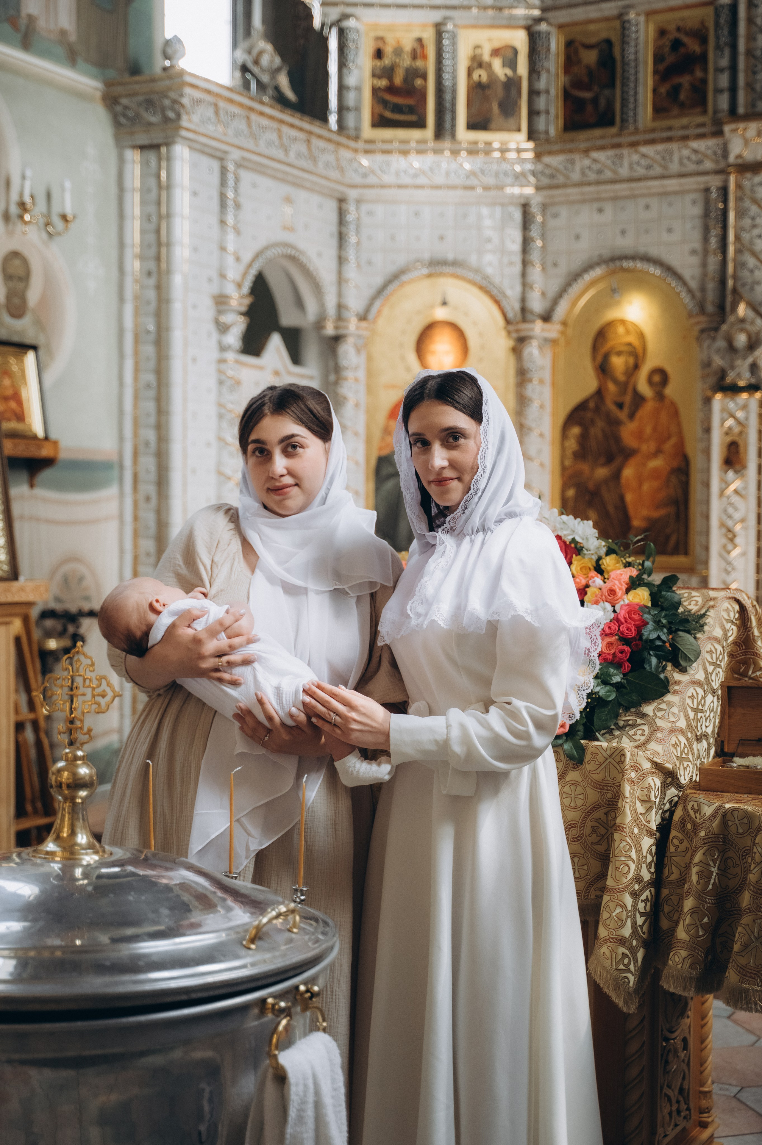 Крещение Арсения (Дом Милосердия). Семейный фотограф в Минске Дарья Дреко