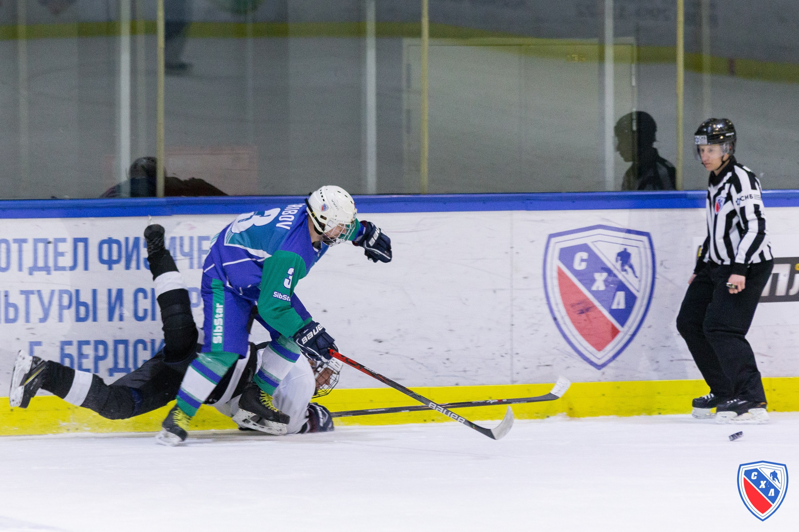 Хоккей. Фотограф Комаров Сергей