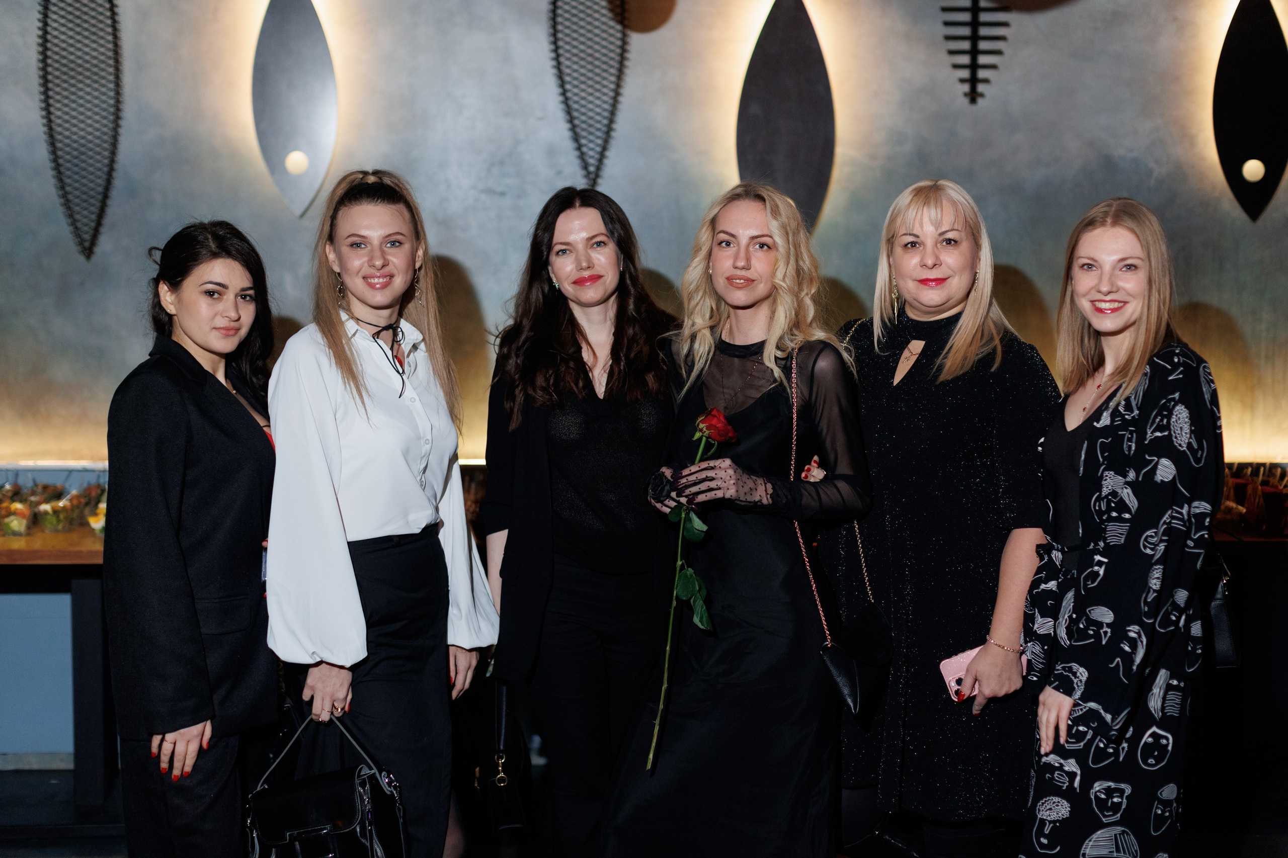 New Year Подружки 23/2024. Свадебный, портретный и репортажный фотограф Дмитрий Карпов