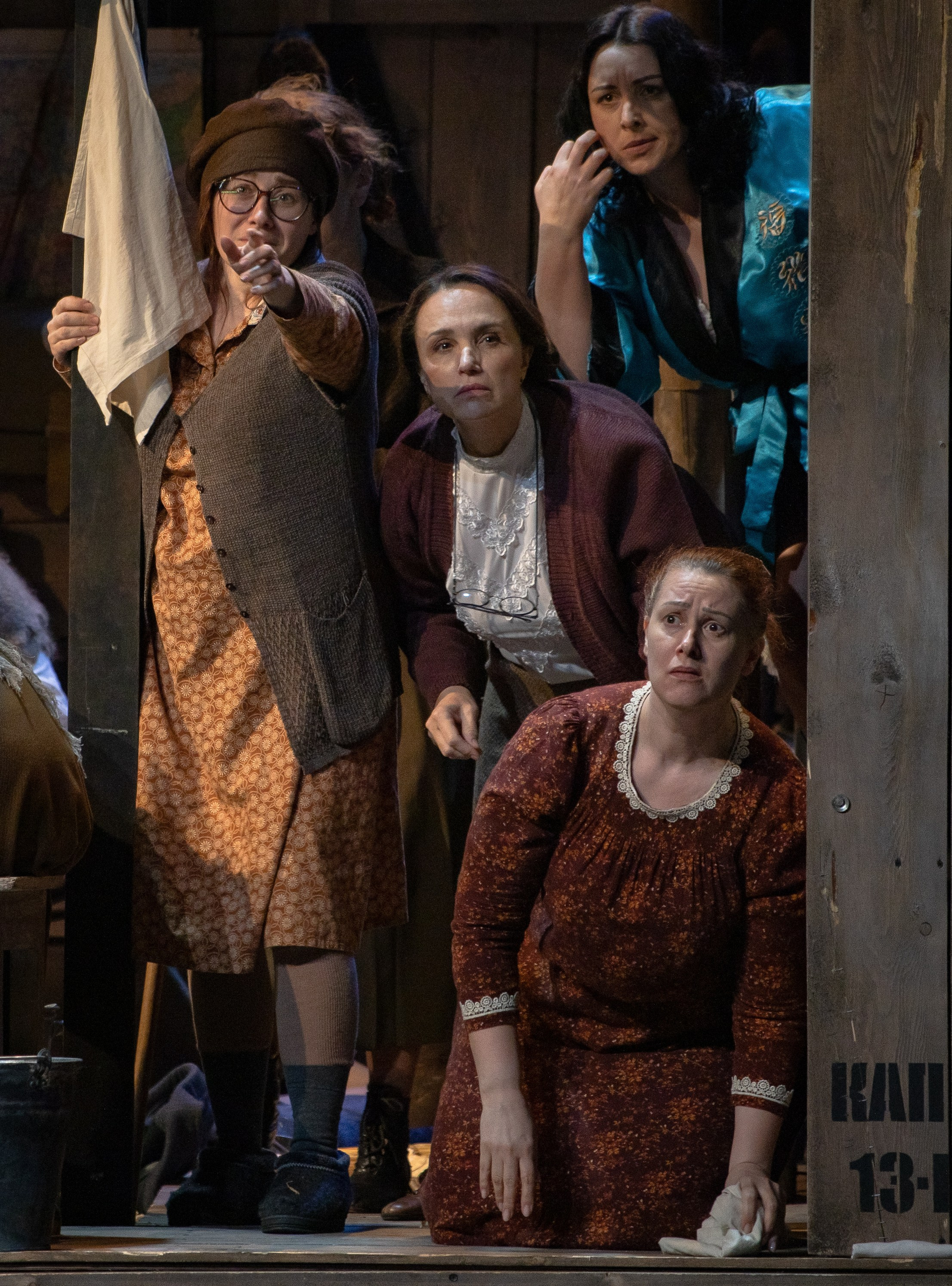 Эшелон_Чехов Центр. Фотограф. г. Южно-Сахалинск. Олег Толстов