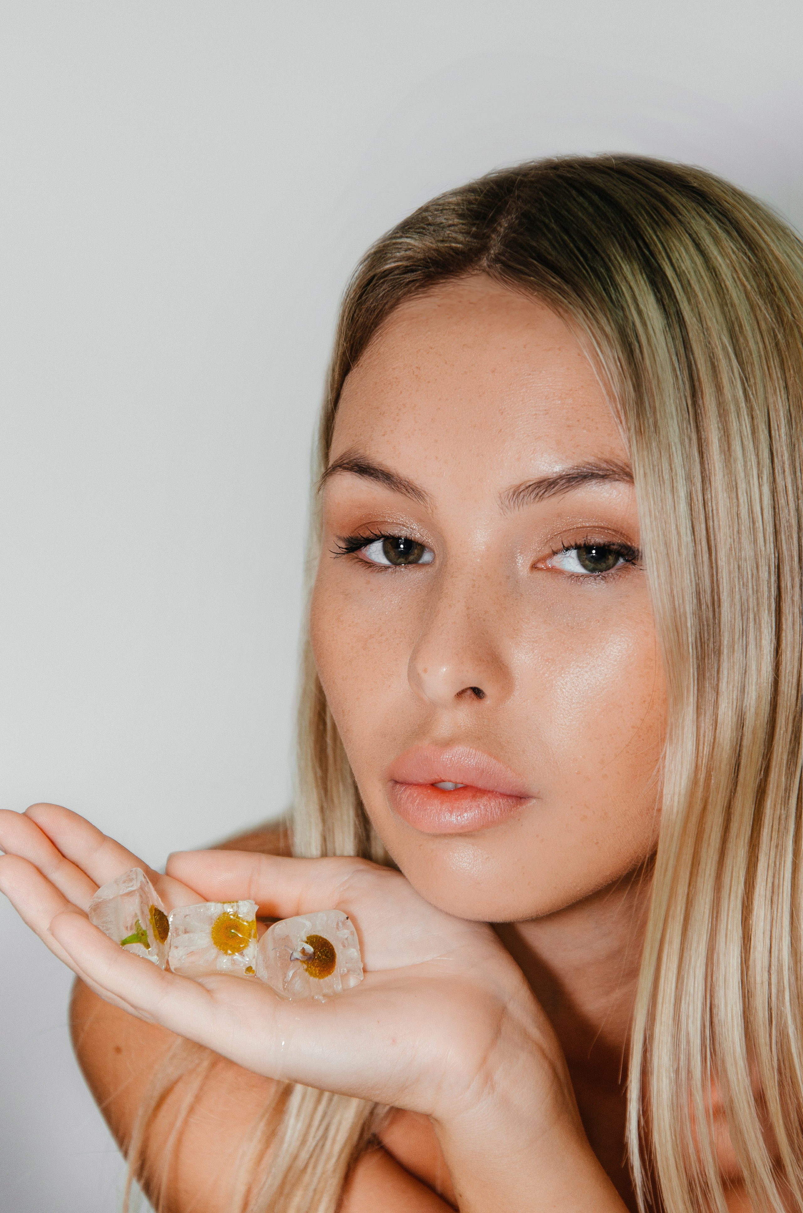 Цветы и лёд. Фотографы в Тюмени Андрей и Лидия Войвод