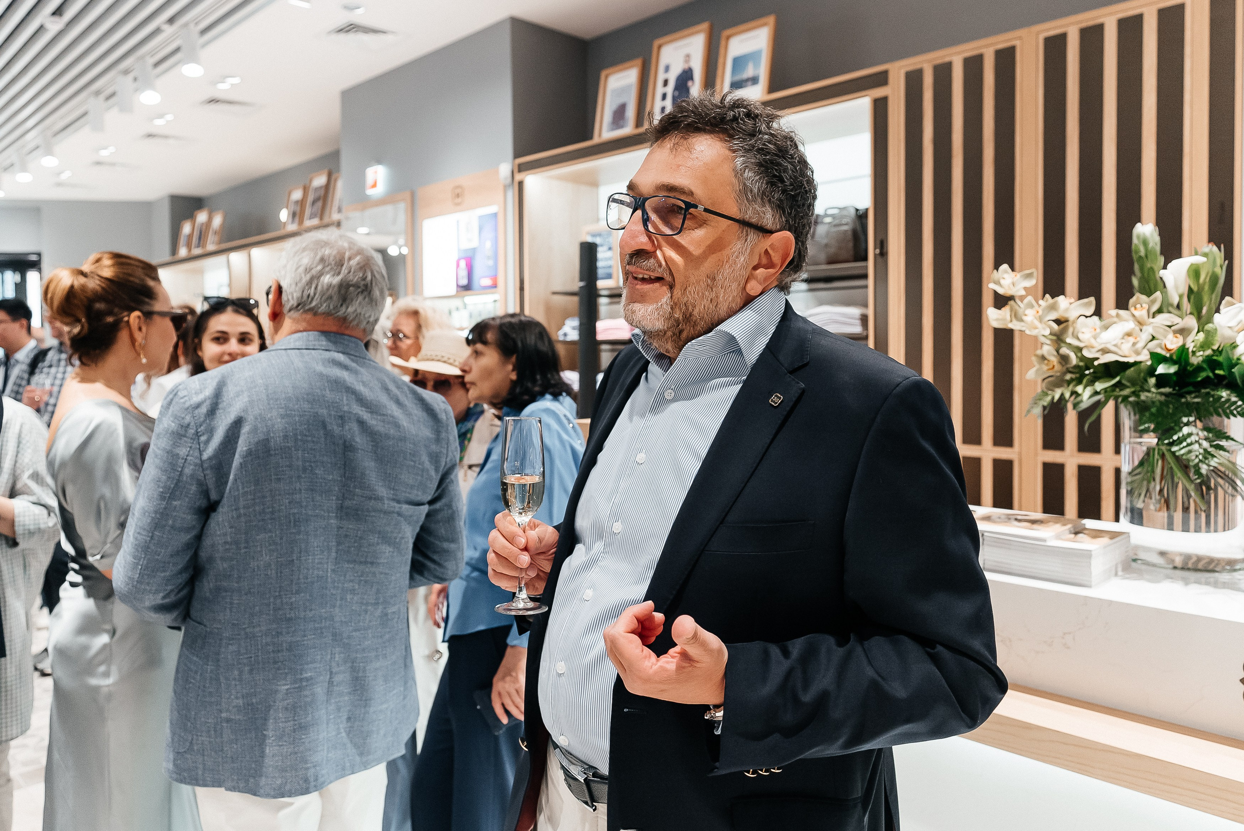 Henderson. Павел Краснов — Свадебный и репортажный фотограф в Москве