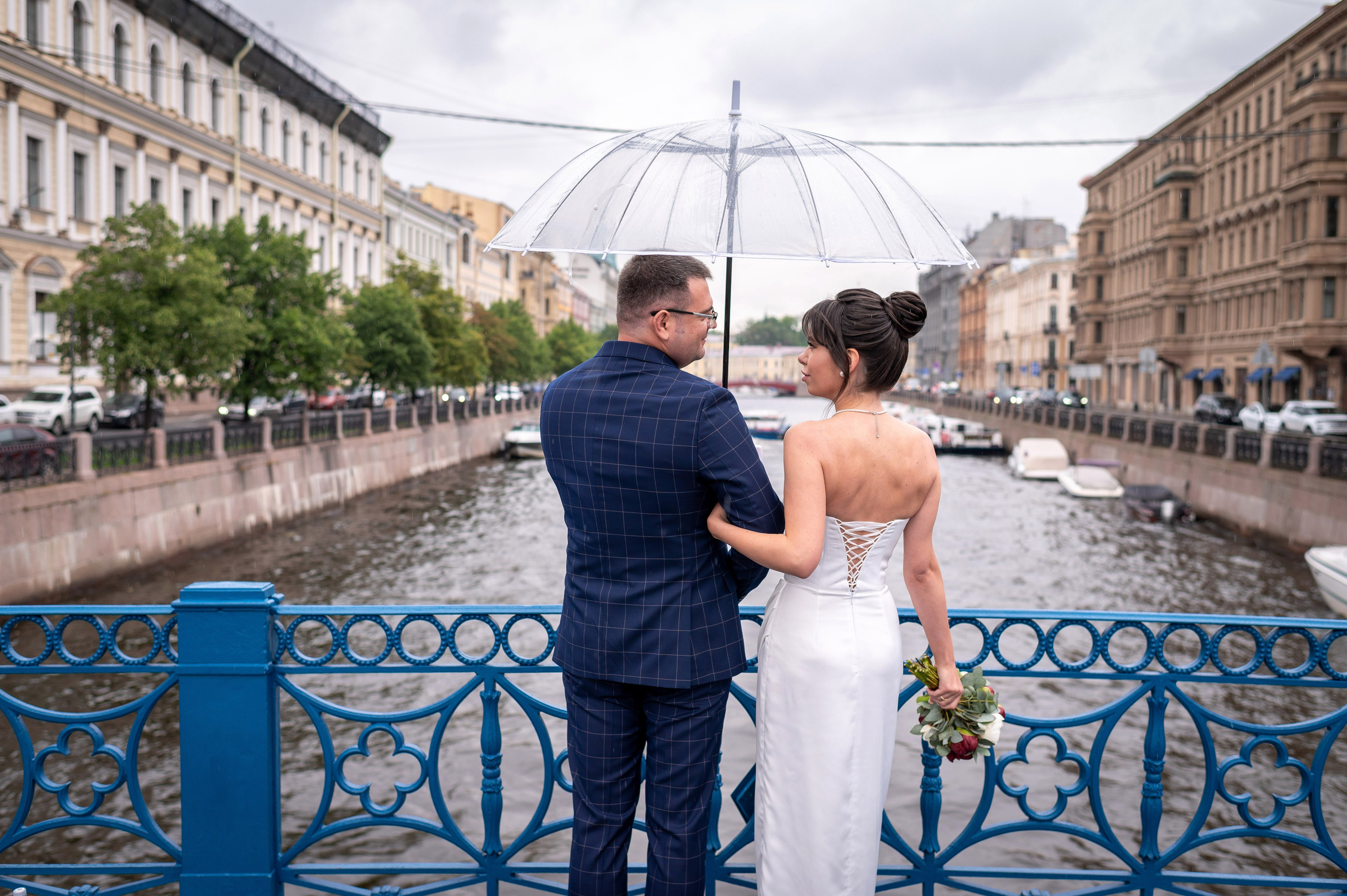 Евгений и Александра (фотосессия под дождём на Исаакиевской площади, свадебная прогулка на Финском заливе). Портретный, семейный и свадебный фотограф в Санкт-Петербурге и в Пушкине Ширяев Денис