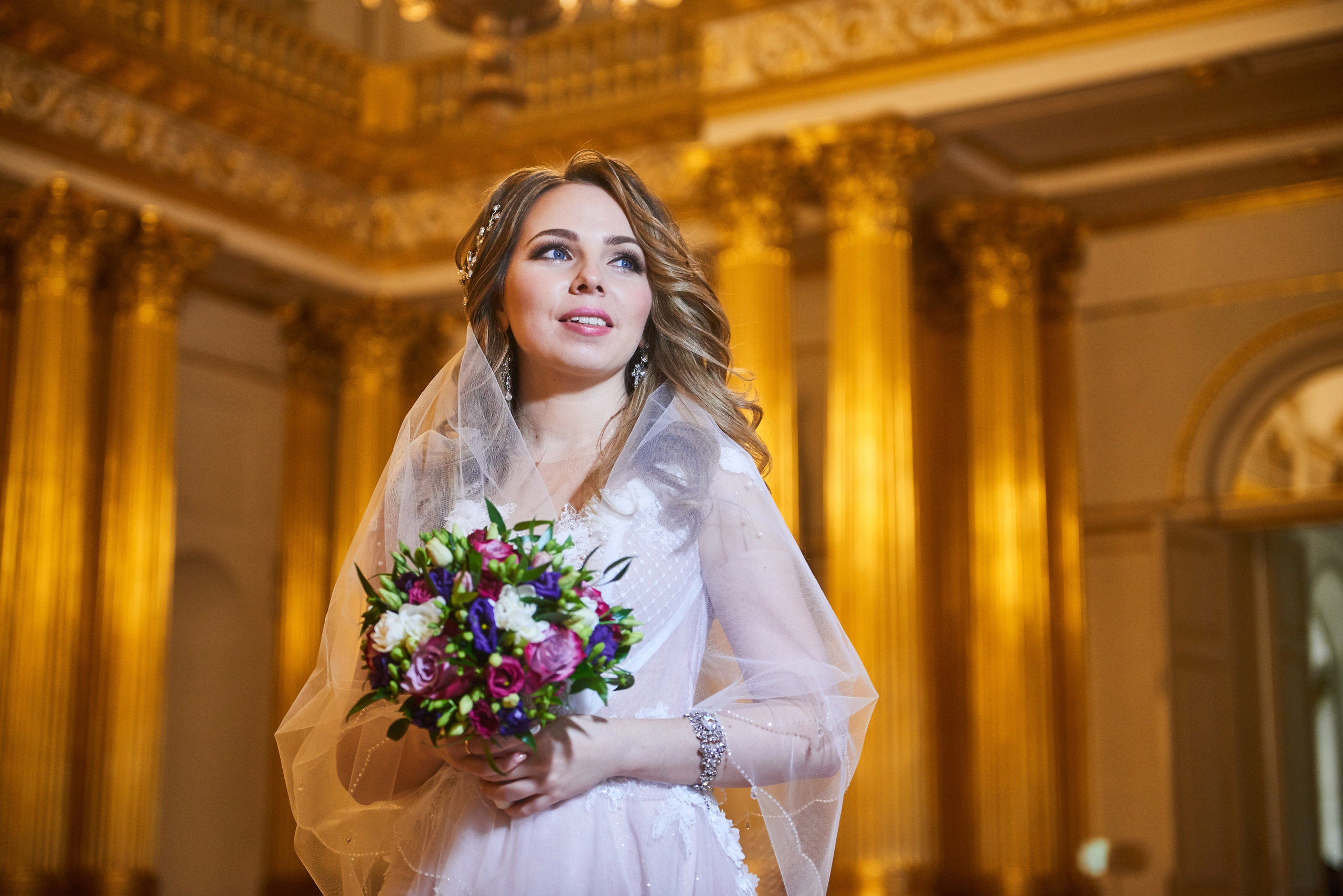 Елена и Иван (зимняя свадебная прогулка у Михайловского замка и фотосессия в Эрмитаже). Портретный, семейный и свадебный фотограф в Санкт-Петербурге и в Пушкине Ширяев Денис